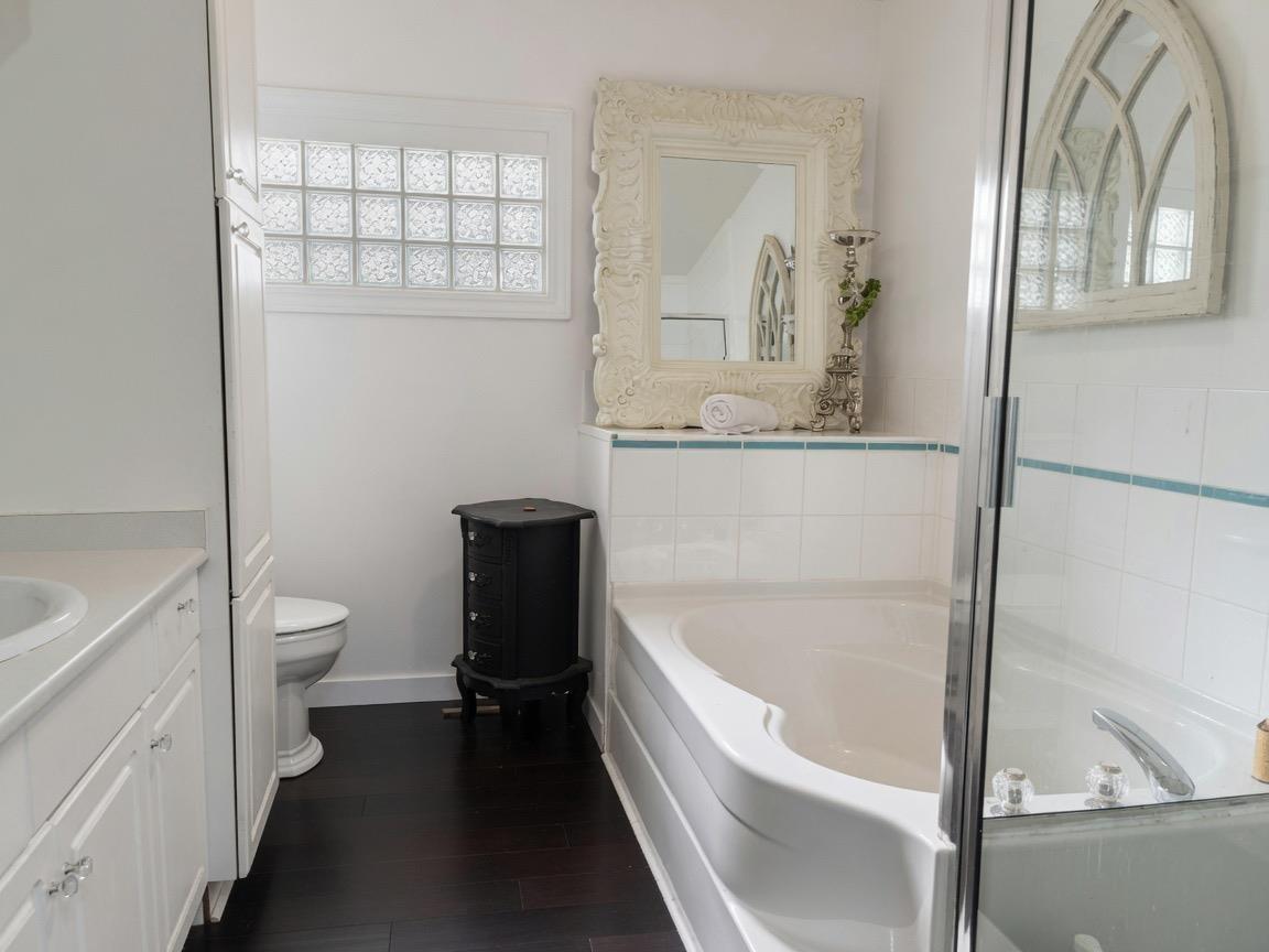 2725 Gordon Avenue Property Photo 12