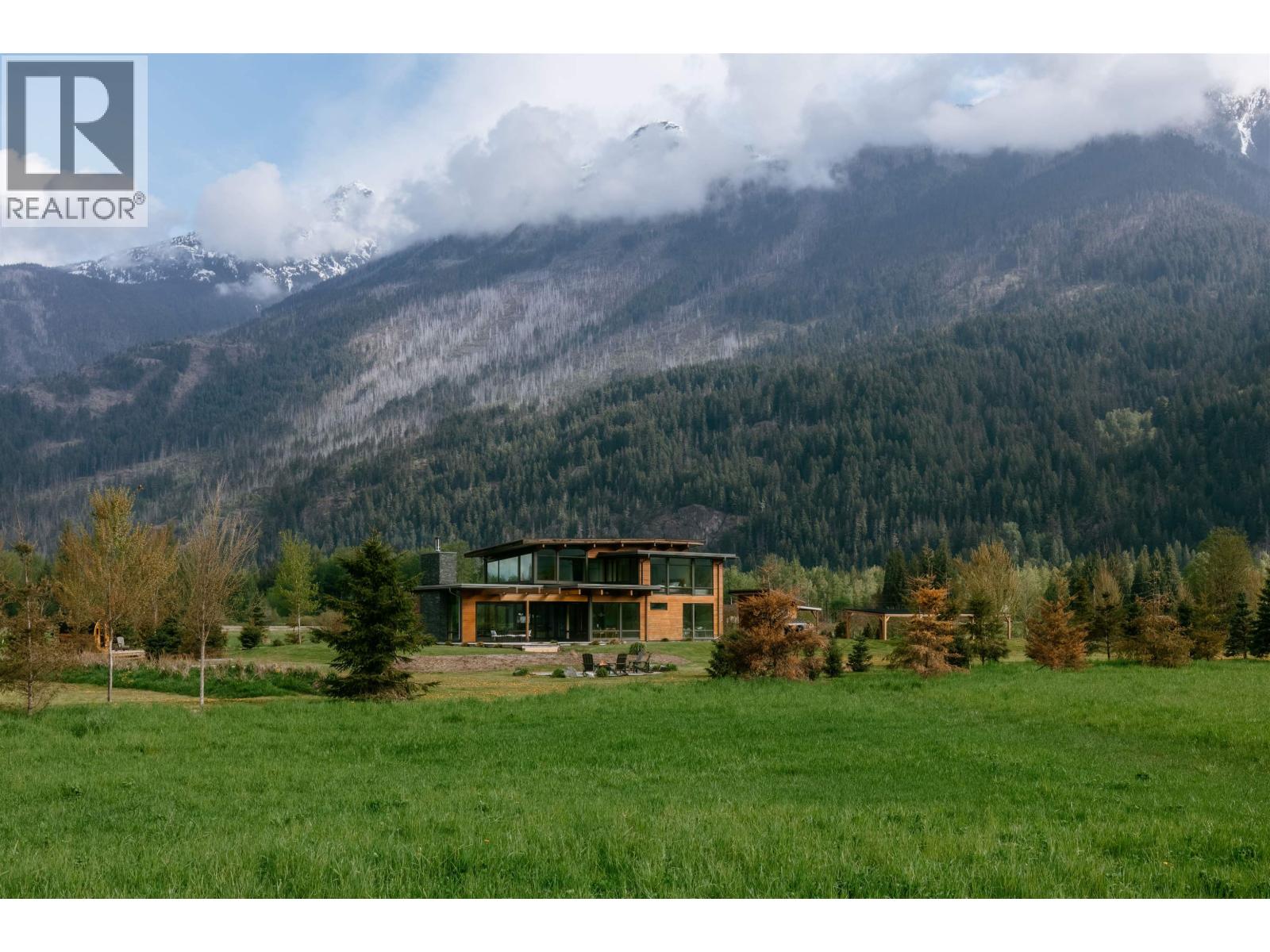9209 Pemberton Meadows Road Property Photo 4