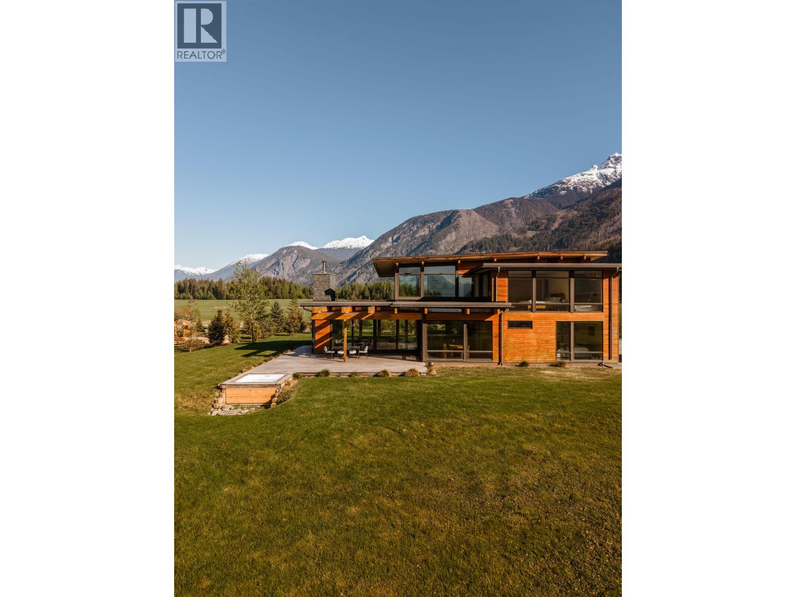 9209 Pemberton Meadows Road Property Photo 35