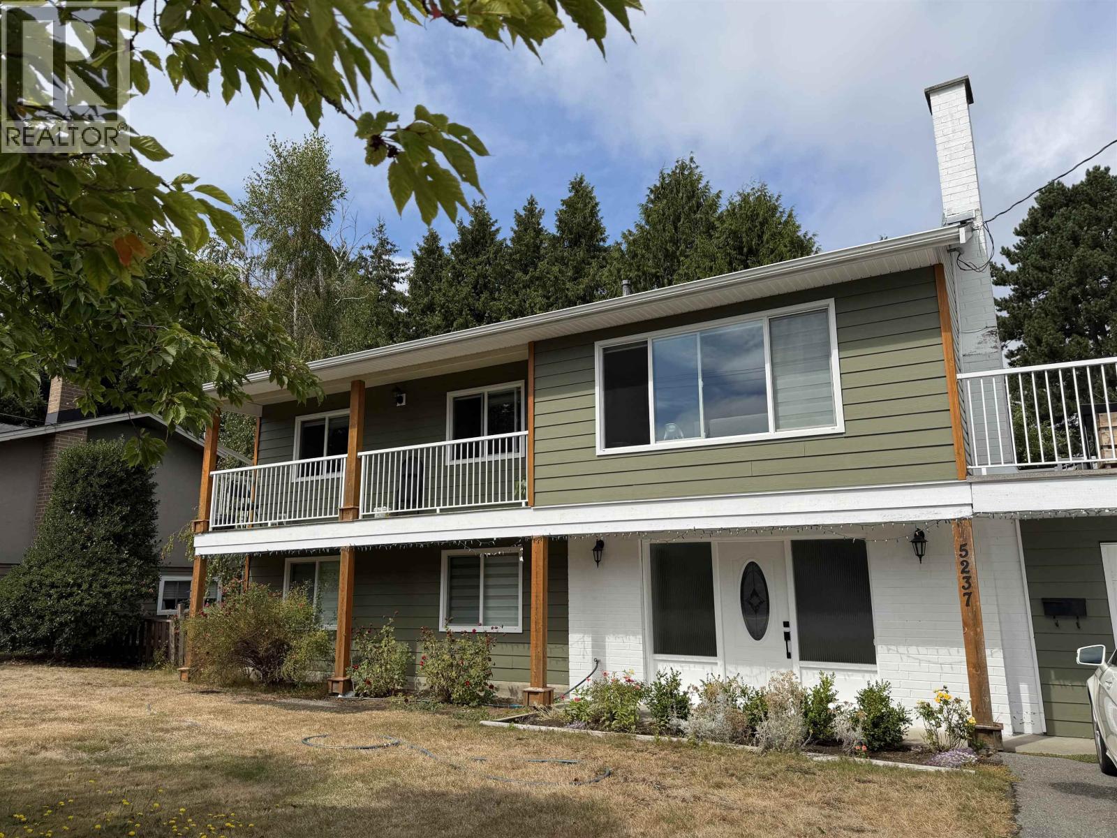5237 12 Avenue Property Photo 1
