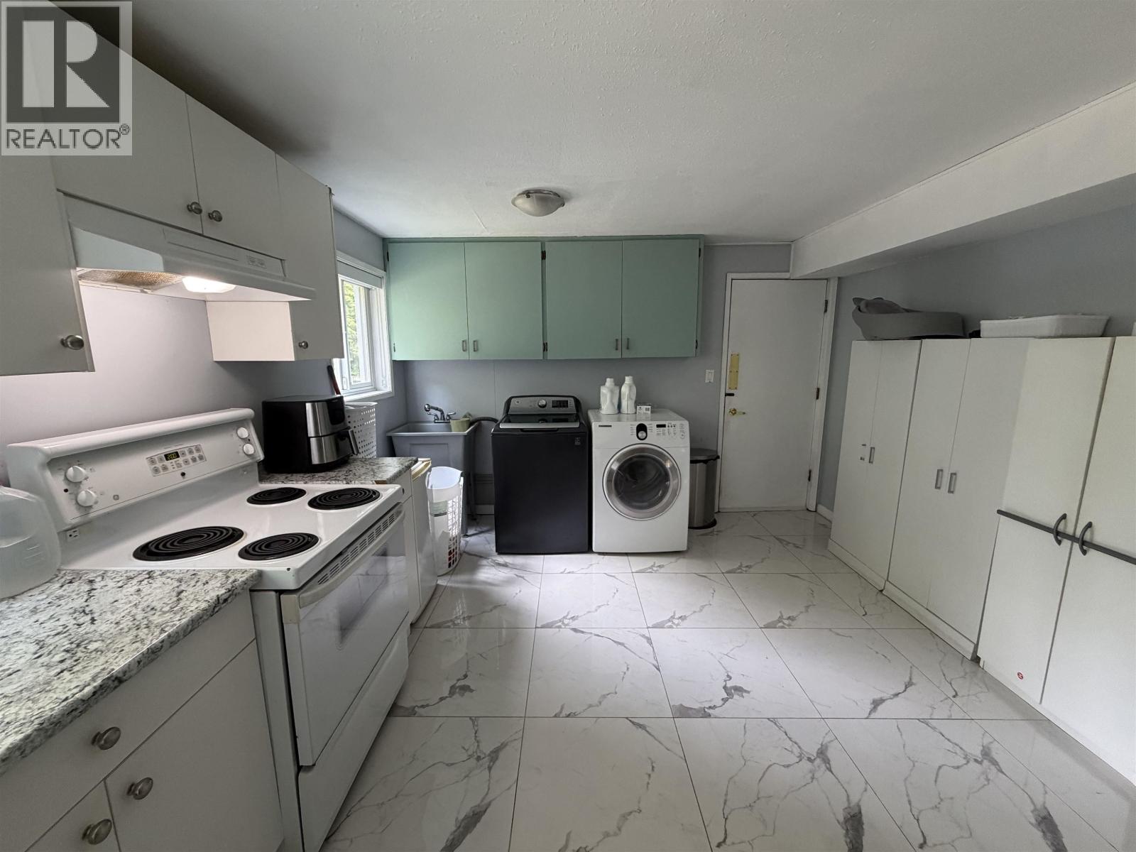 5237 12 Avenue Property Photo 5