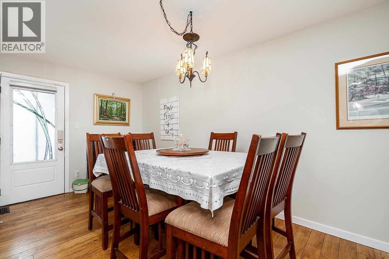 404 Mundy Street Property Photo 13