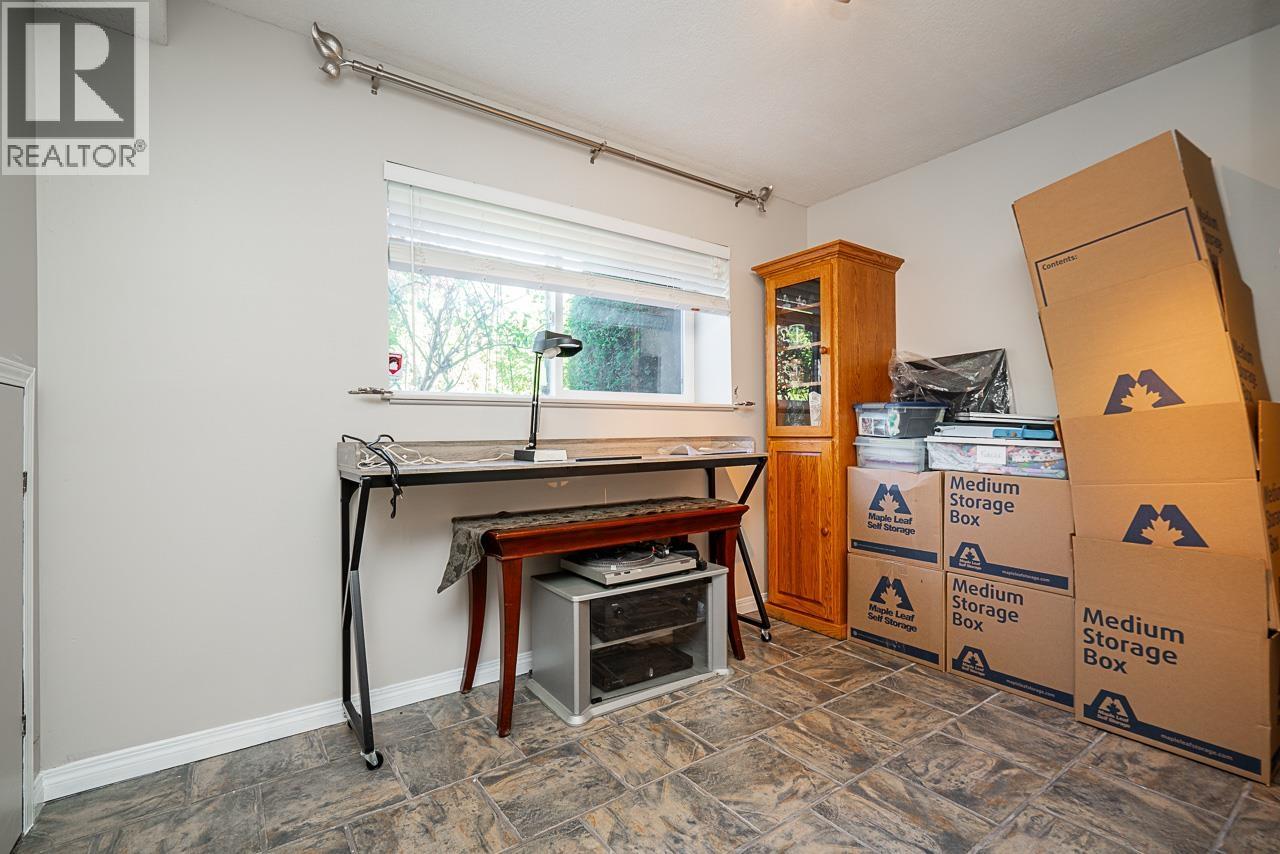 404 Mundy Street Property Photo 29