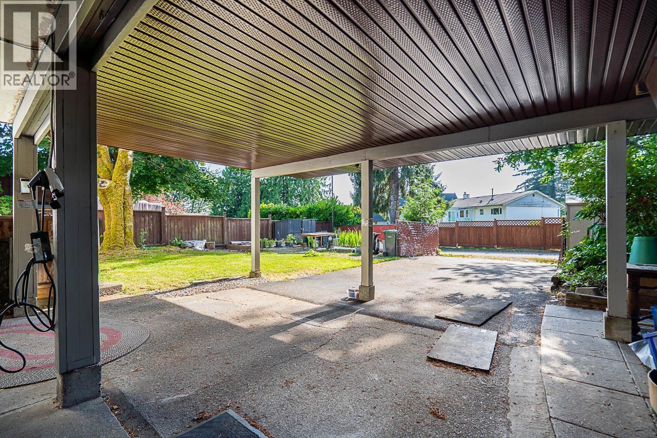 404 Mundy Street Property Photo 36