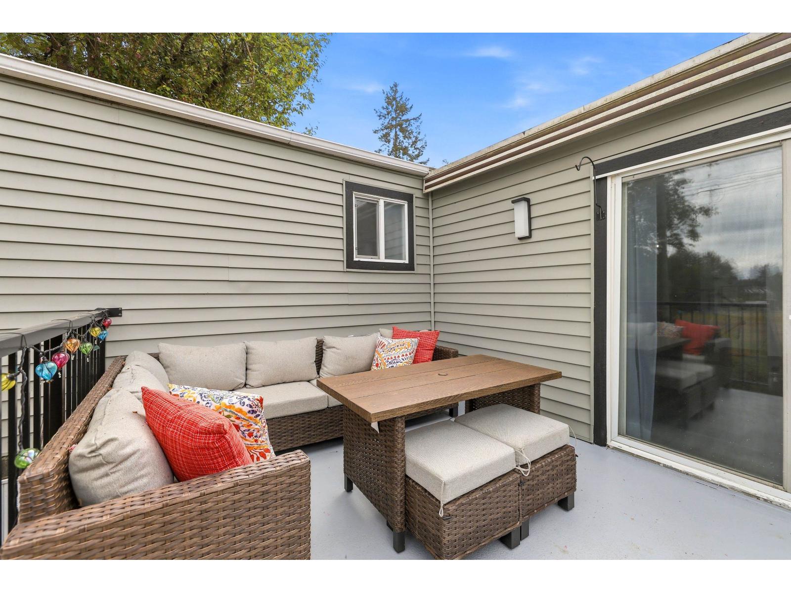52 24330 Fraser Highway Property Photo 25