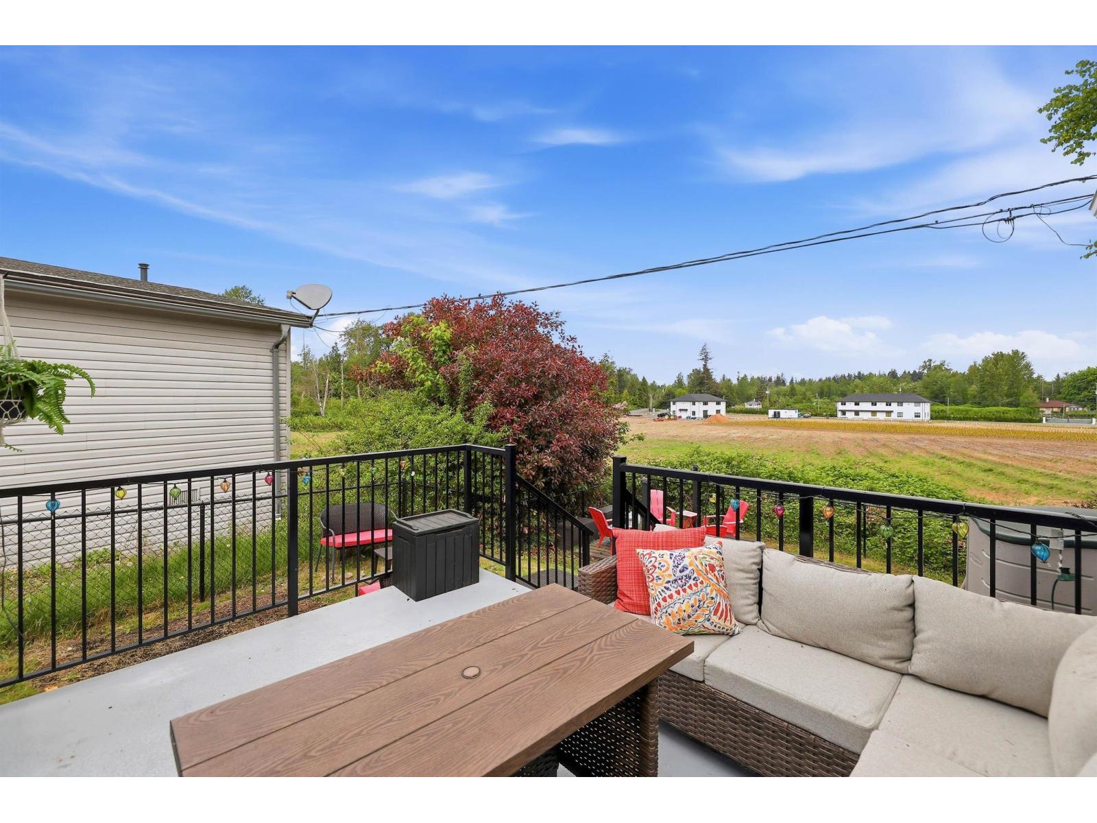 52 24330 Fraser Highway Property Photo 26