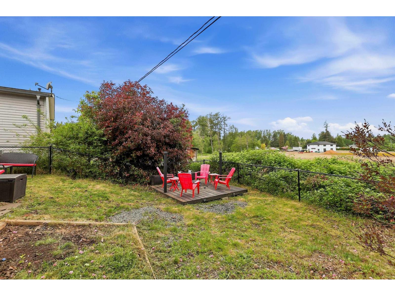 52 24330 Fraser Highway Property Photo 28