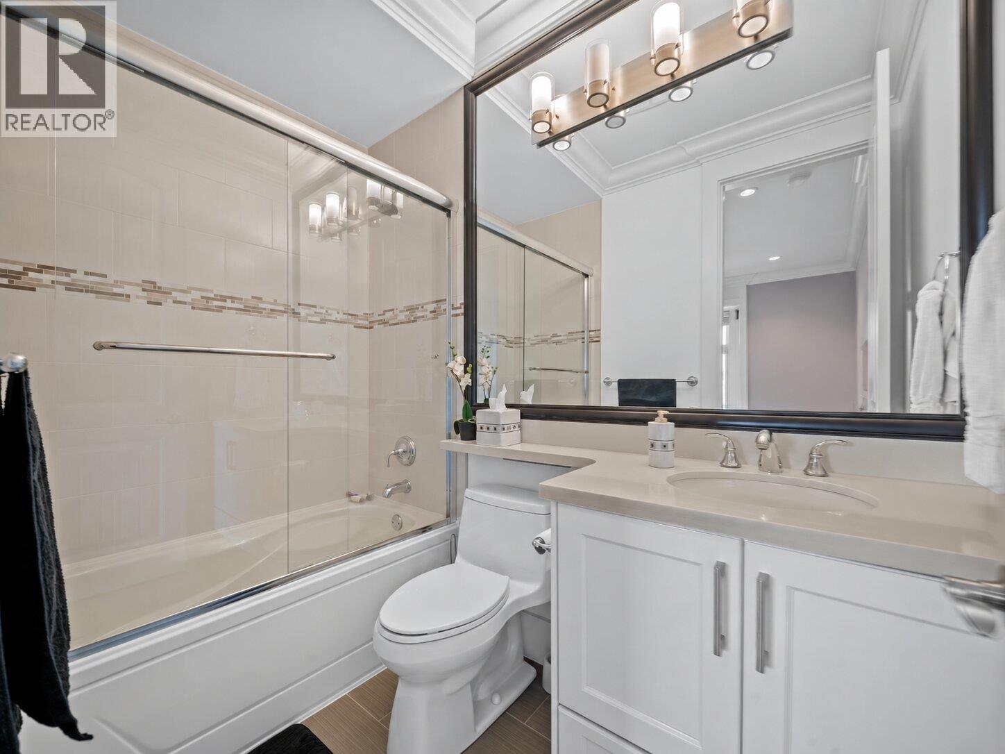 11300 Kingsgrove Avenue Property Photo 17