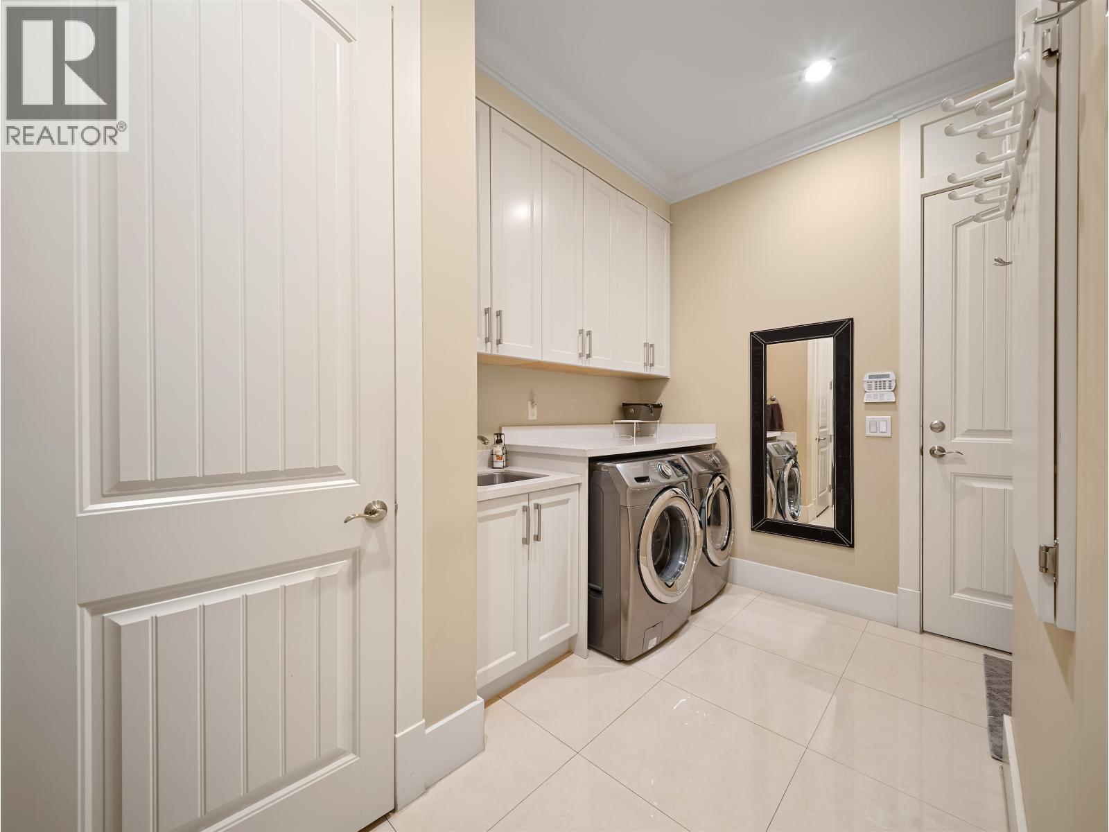 11300 Kingsgrove Avenue Property Photo 22