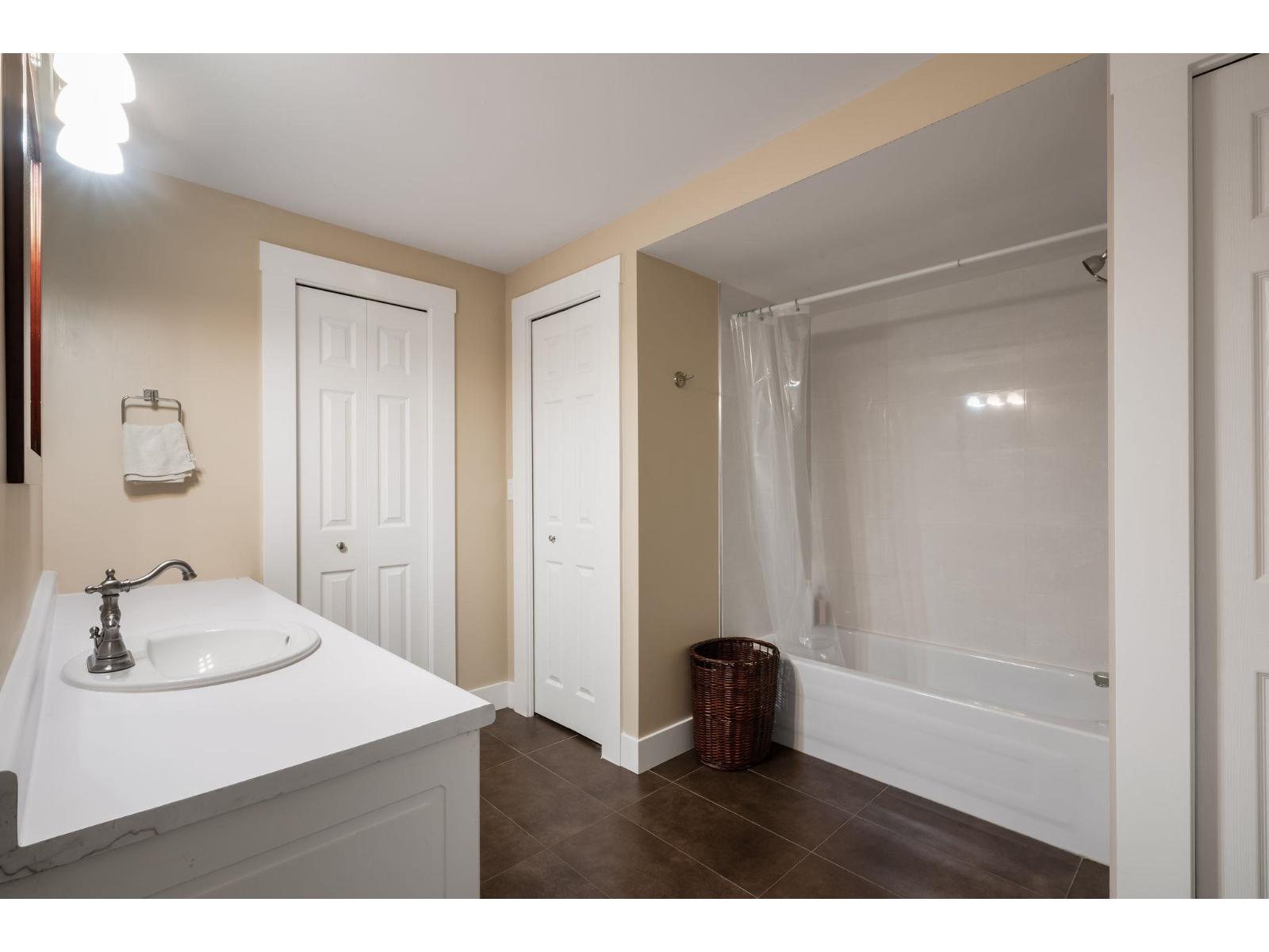 15295 111a Avenue Property Photo 22
