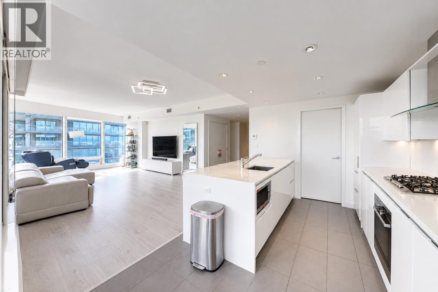 1004 5171 Brighouse Way Property Photo 13