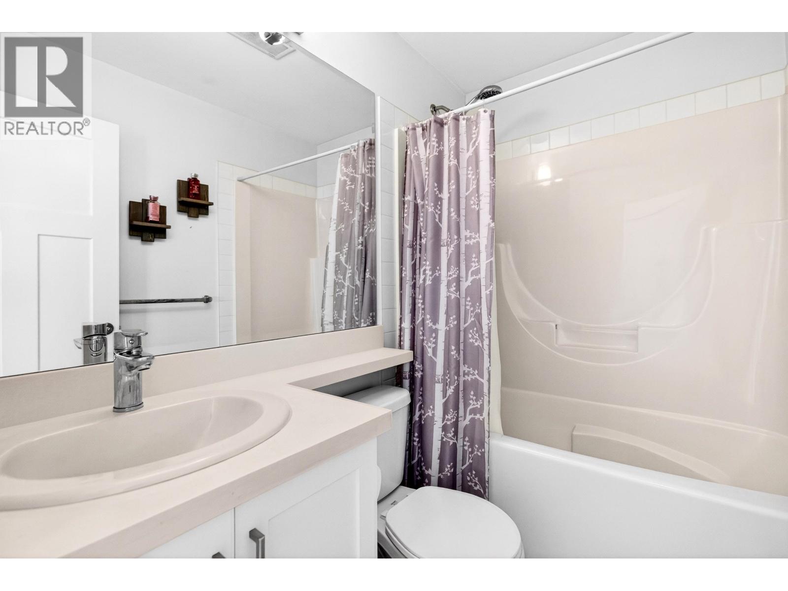 7 11272 240 Street Property Photo 22