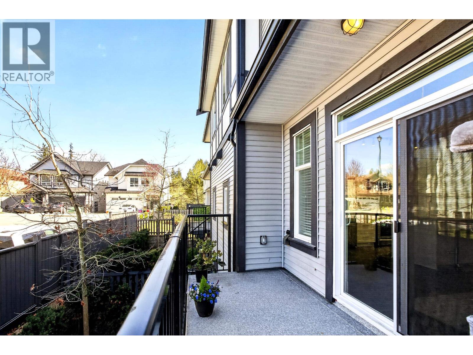 7 11272 240 Street Property Photo 24