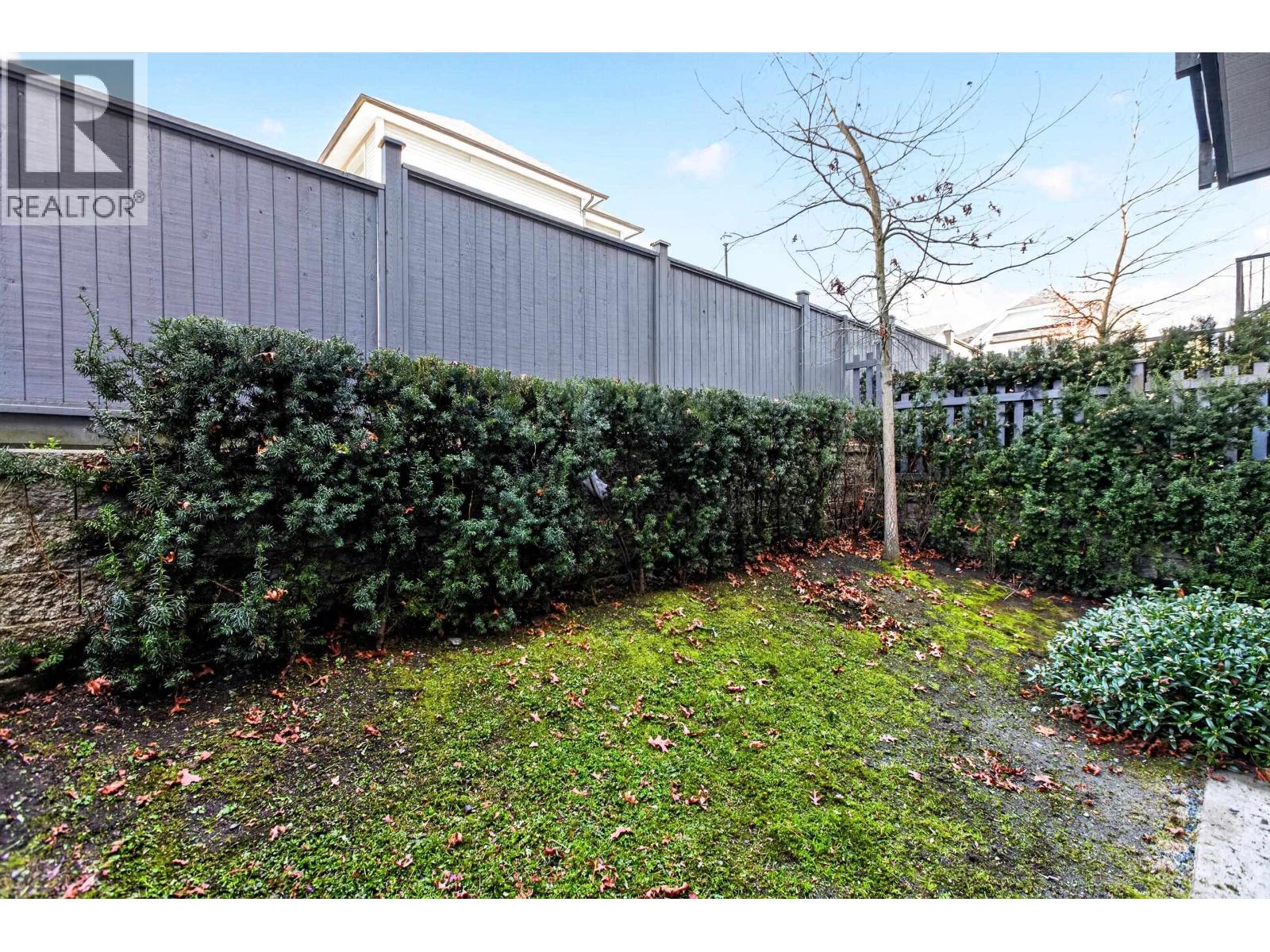 7 11272 240 Street Property Photo 27