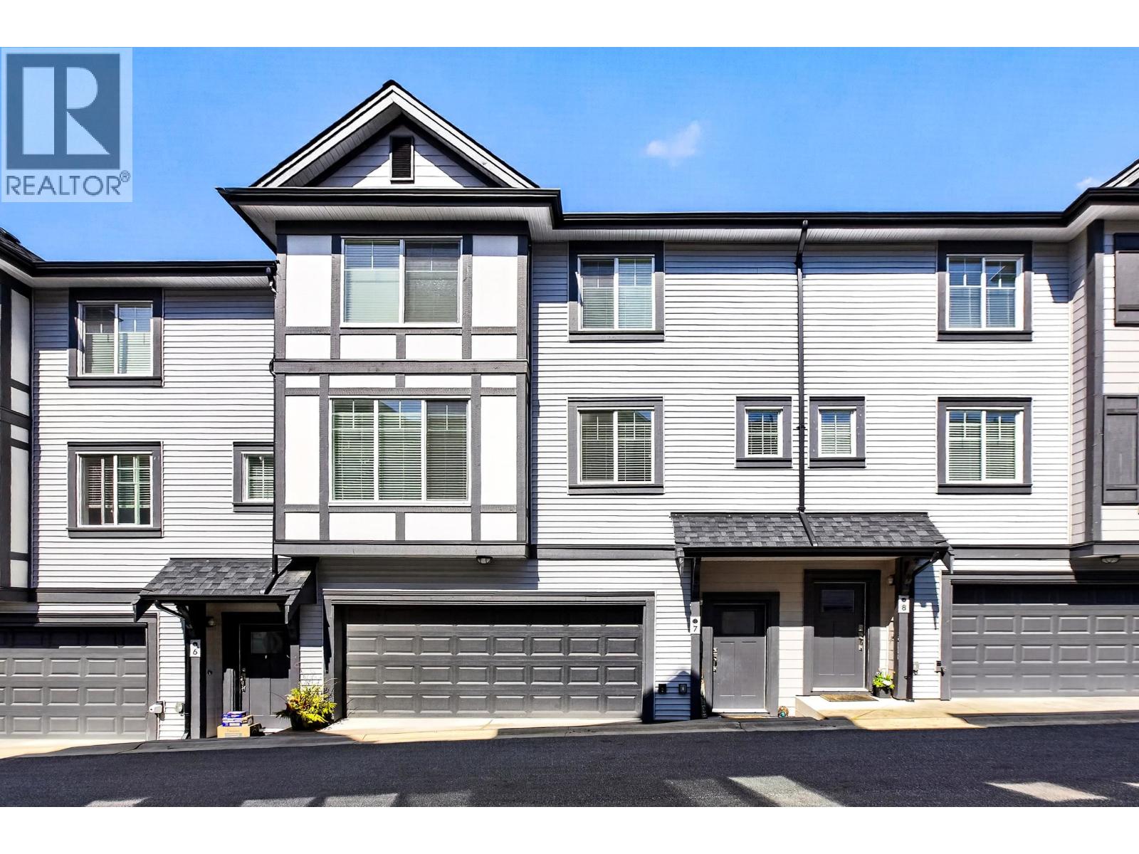 7 11272 240 Street Property Photo 29