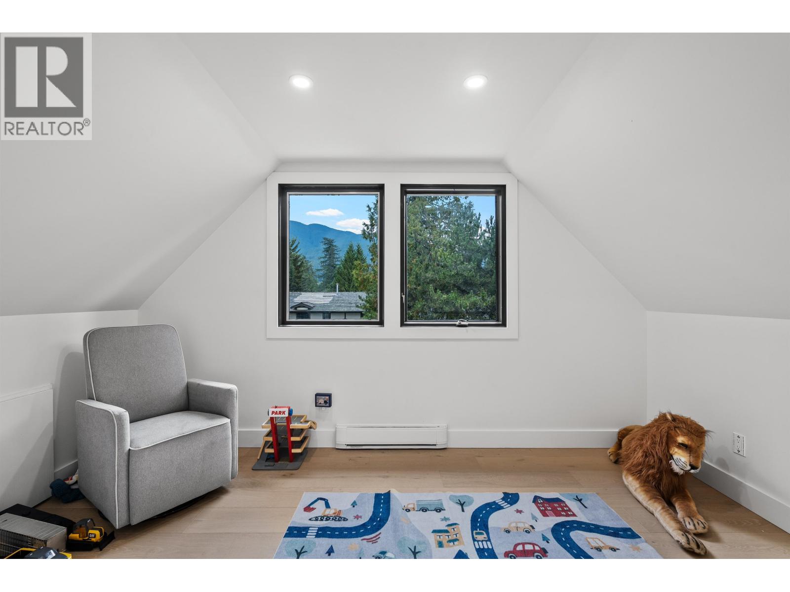 5155 Alderfeild Place Property Photo 32