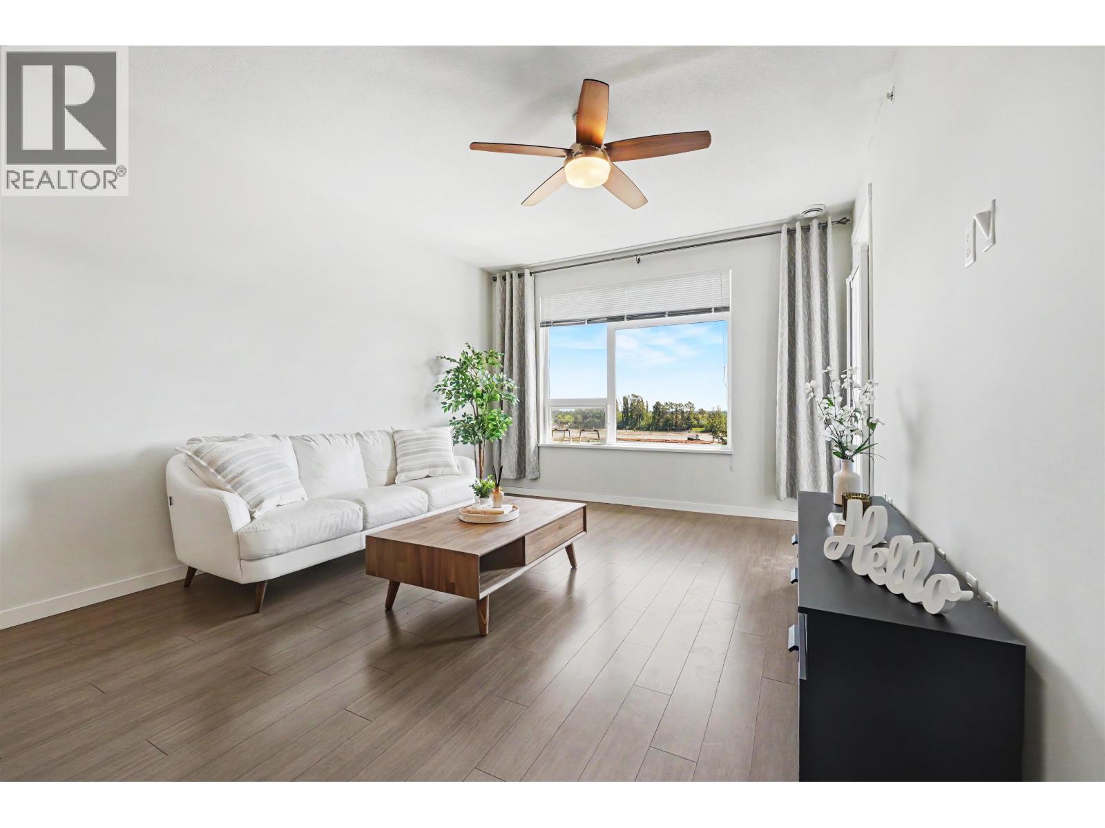 604 3289 Riverwalk Avenue Property Photo 5