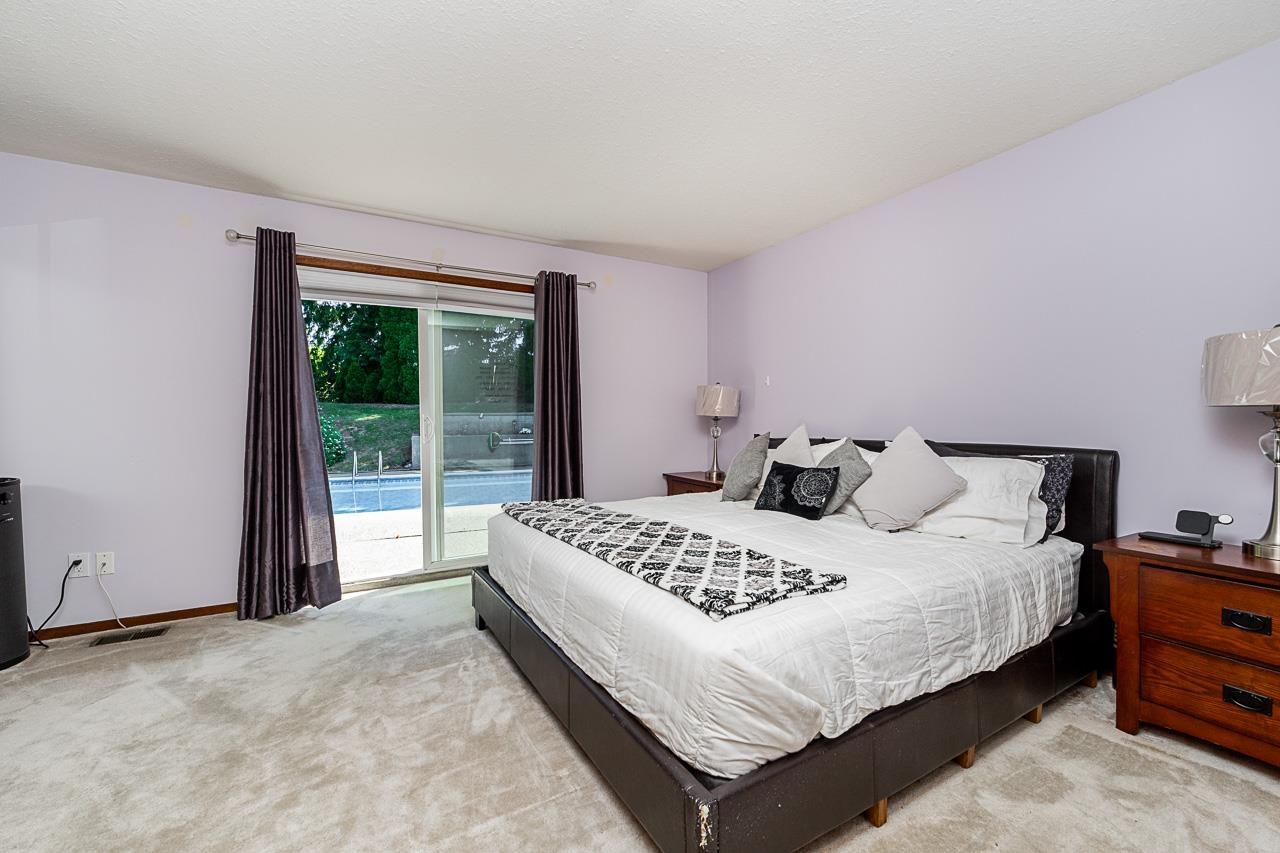 3762 Nanaimo Crescent Property Photo 15