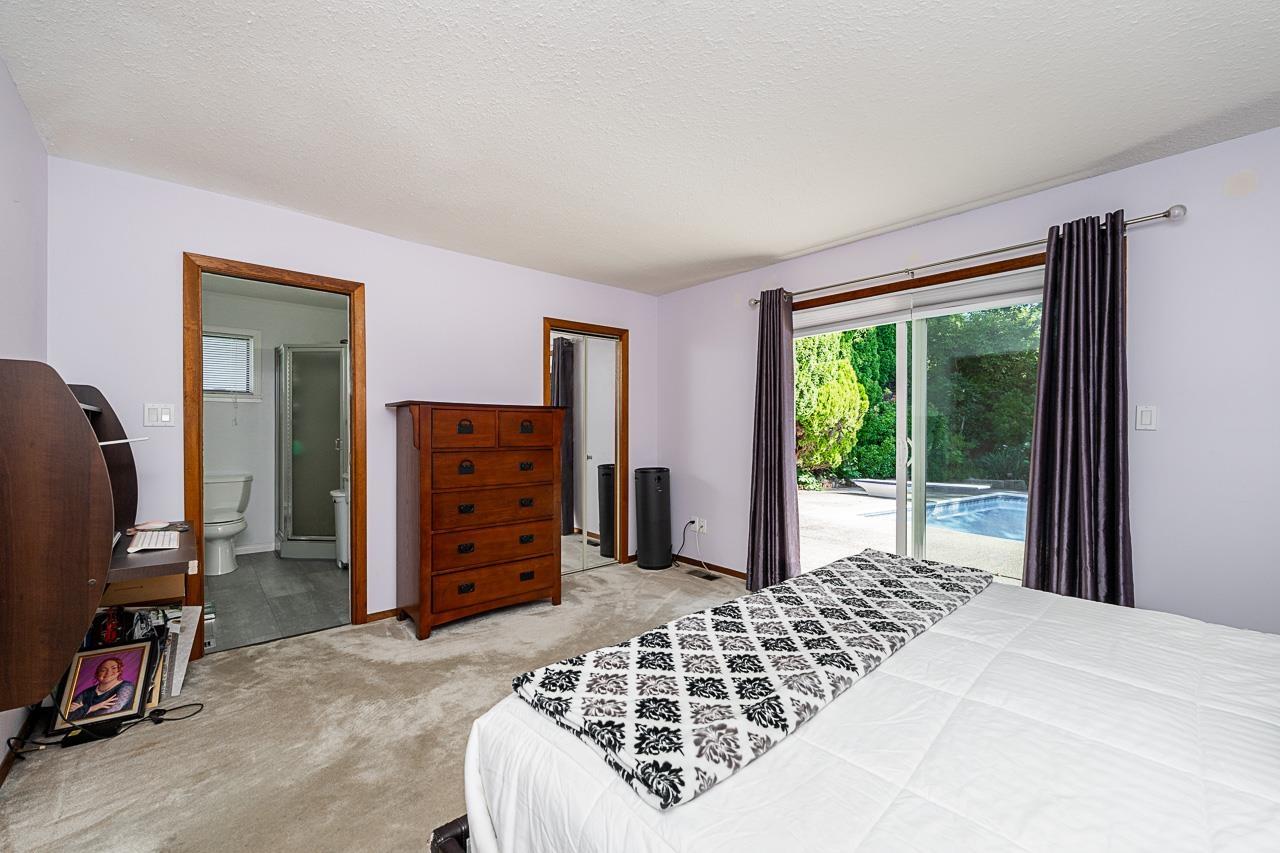 3762 Nanaimo Crescent Property Photo 16