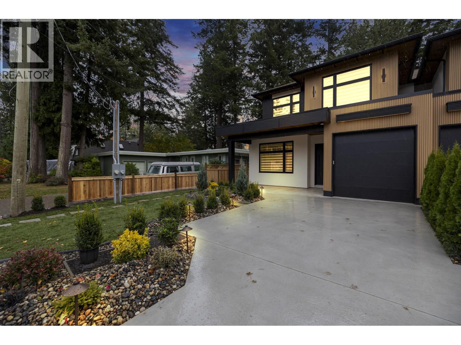 5666 10a Avenue Property Photo 1