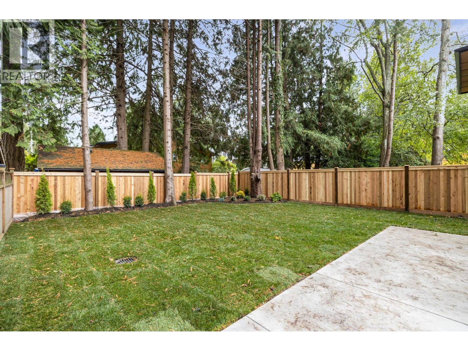 5666 10a Avenue Property Photo 29