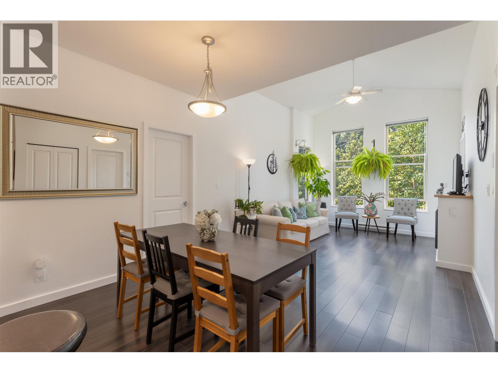 401 265 Ross Drive Property Photo 1