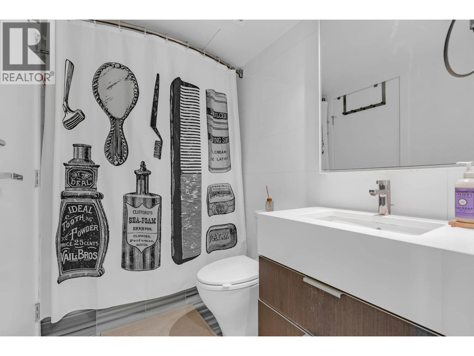 908 110 Switchmen Street Property Photo 8