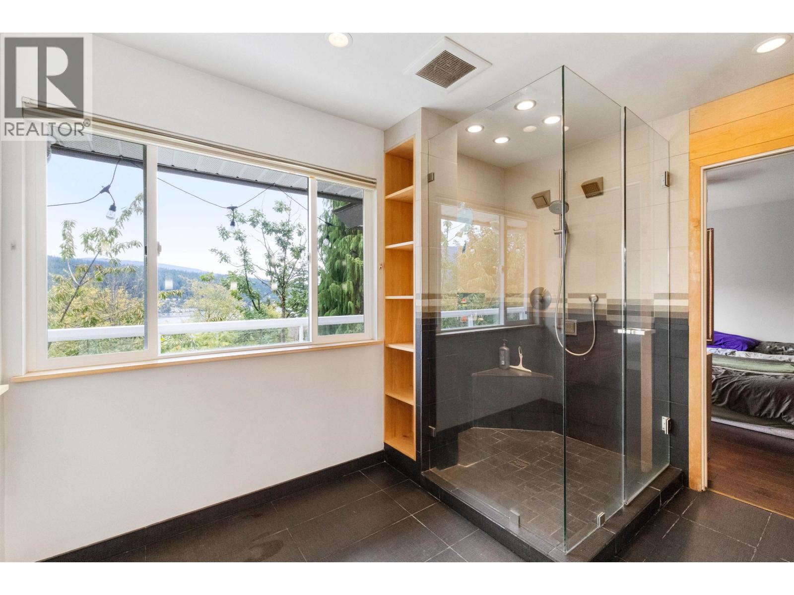 3 Burrard Crescent Property Photo 22