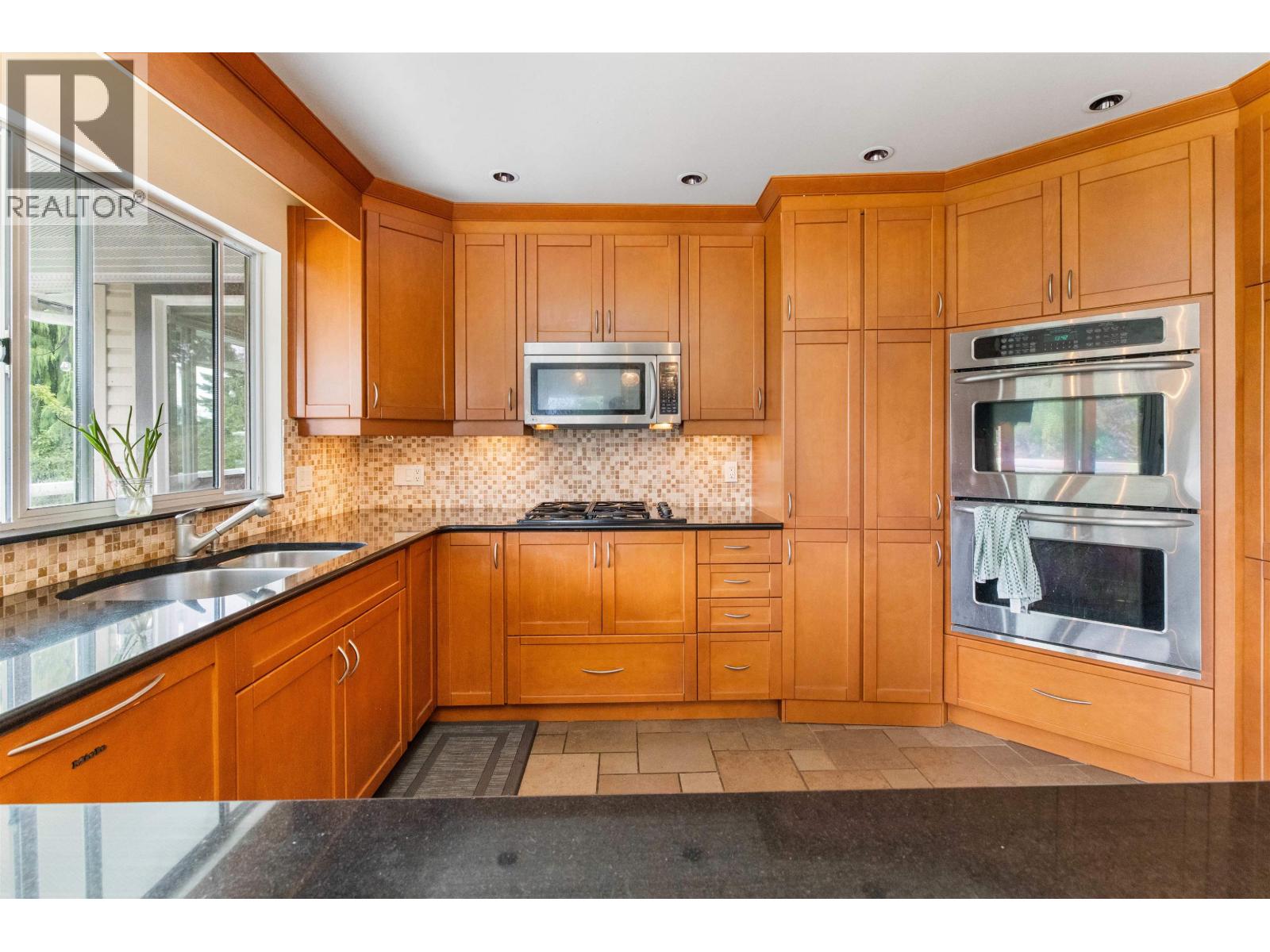 3 Burrard Crescent Property Photo 26
