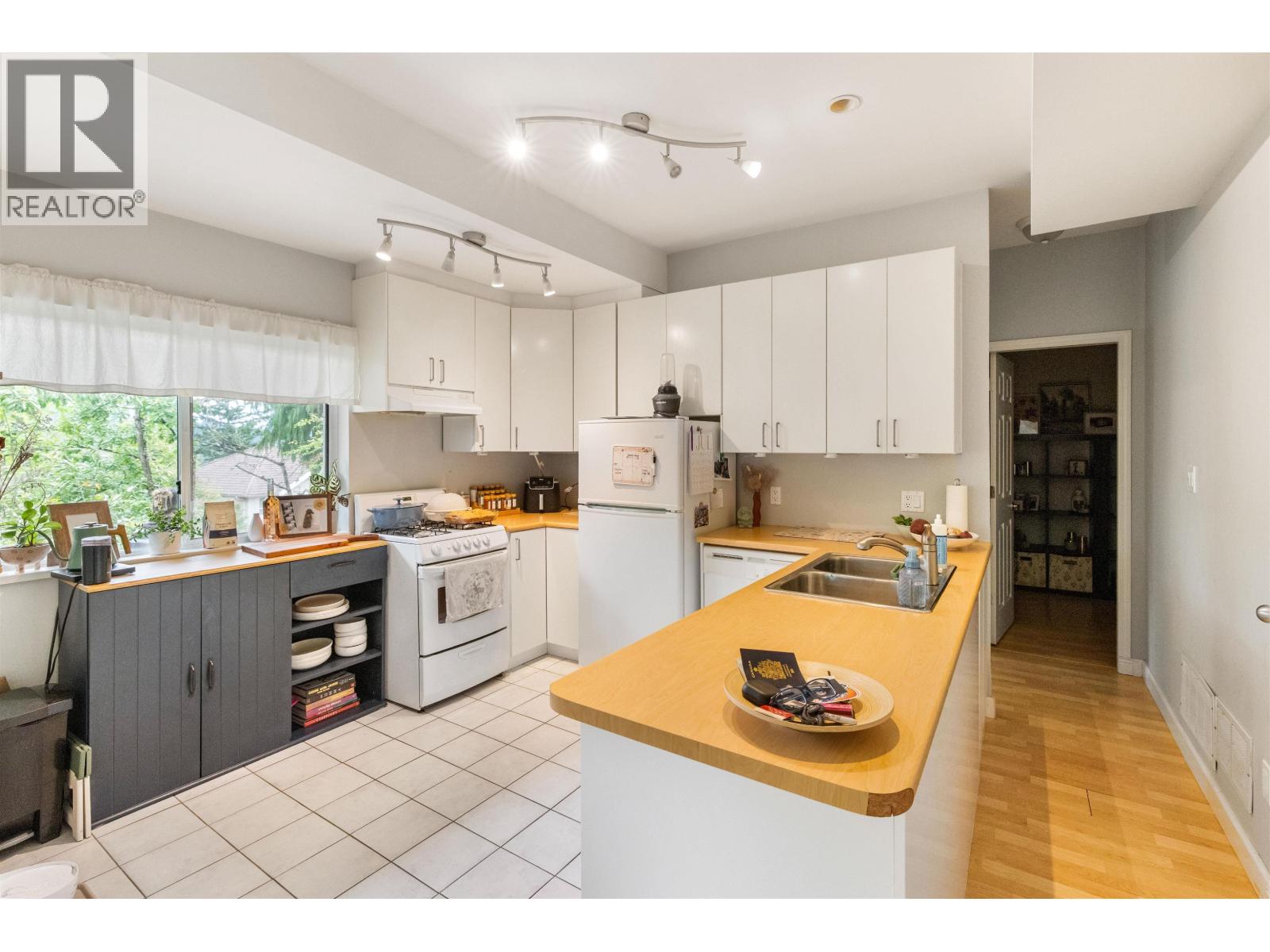 3 Burrard Crescent Property Photo 31