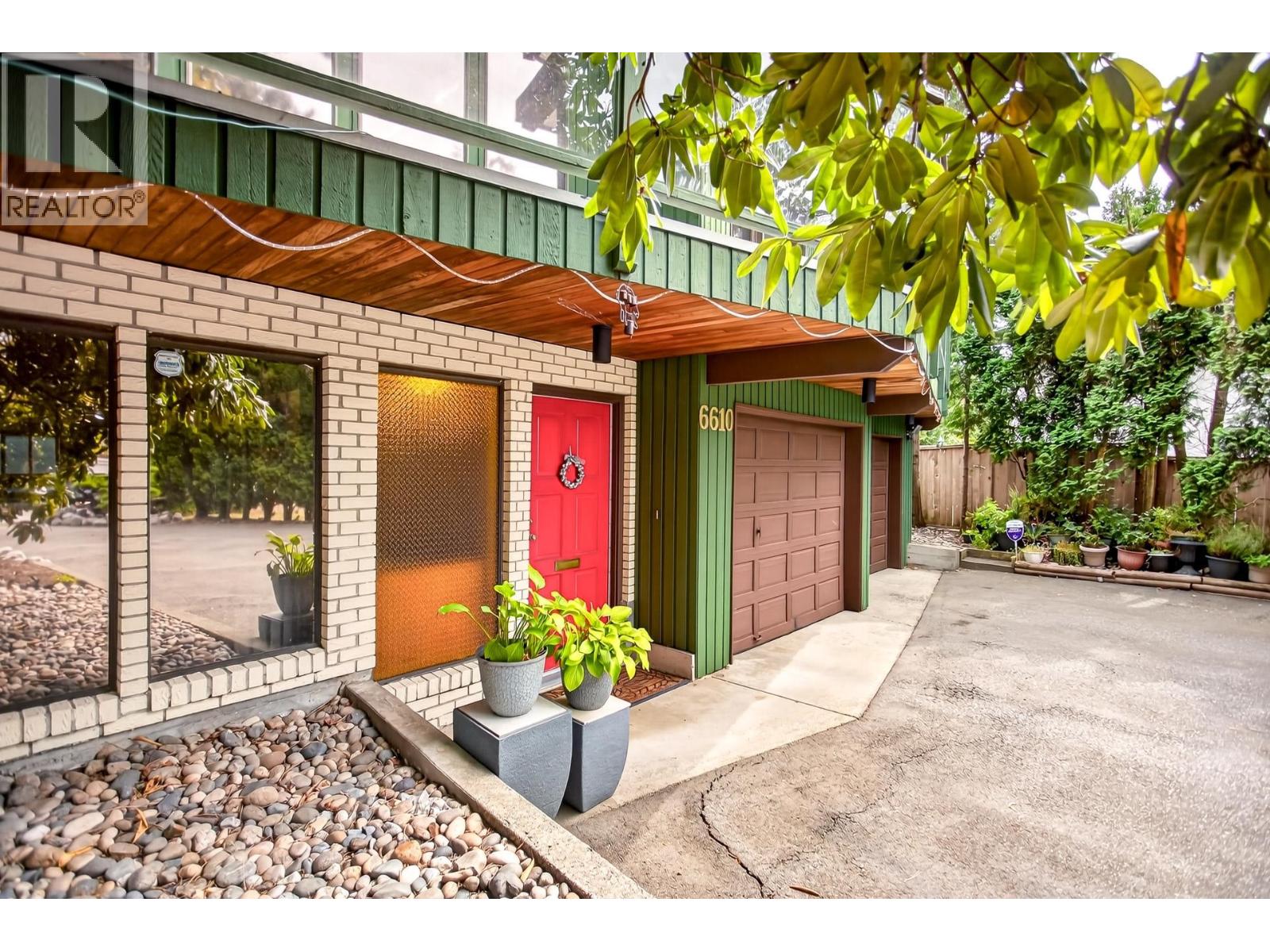 6610 Toderick Street Property Photo 3