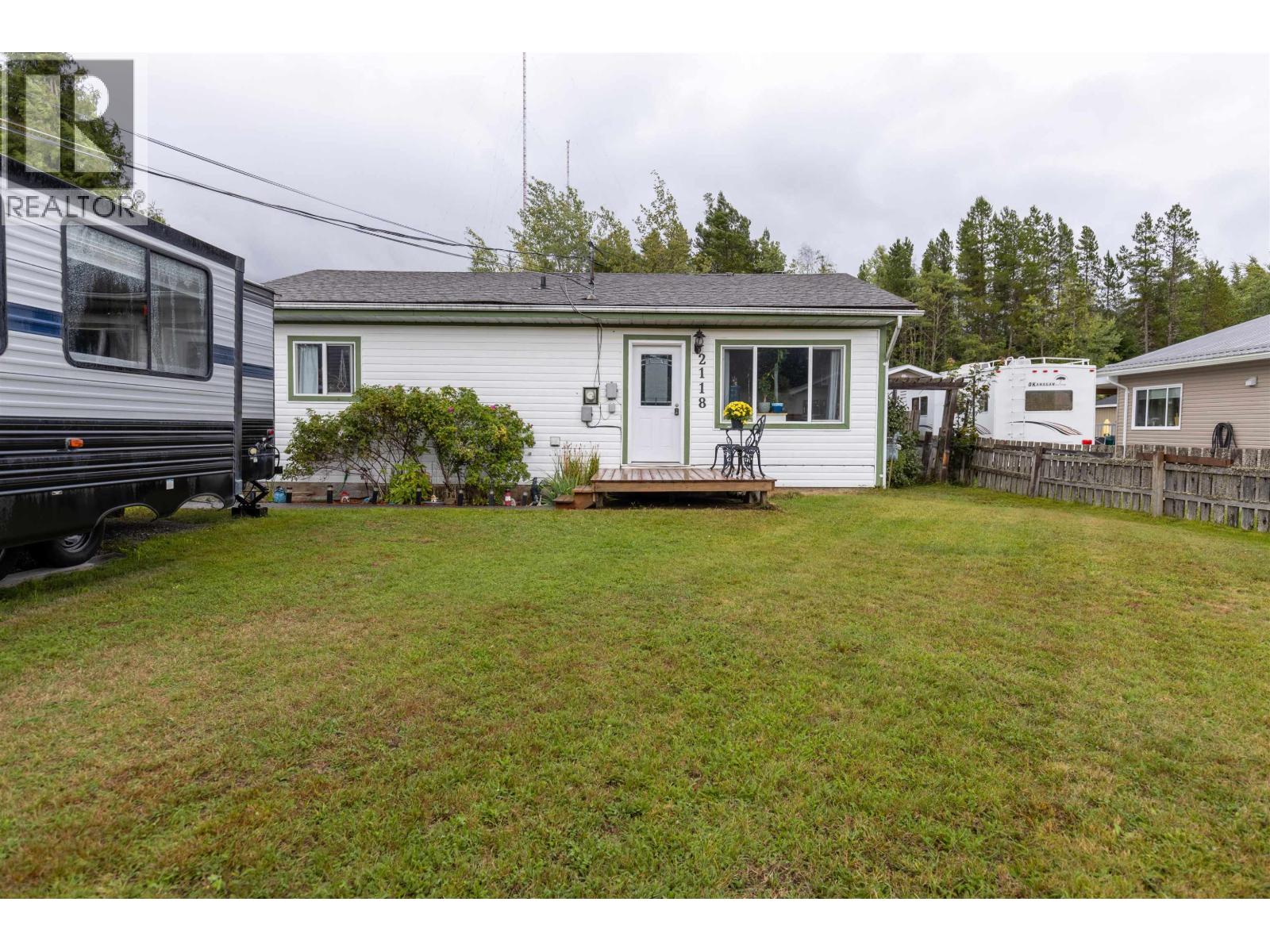 2118 Laurel Street Property Photo 1