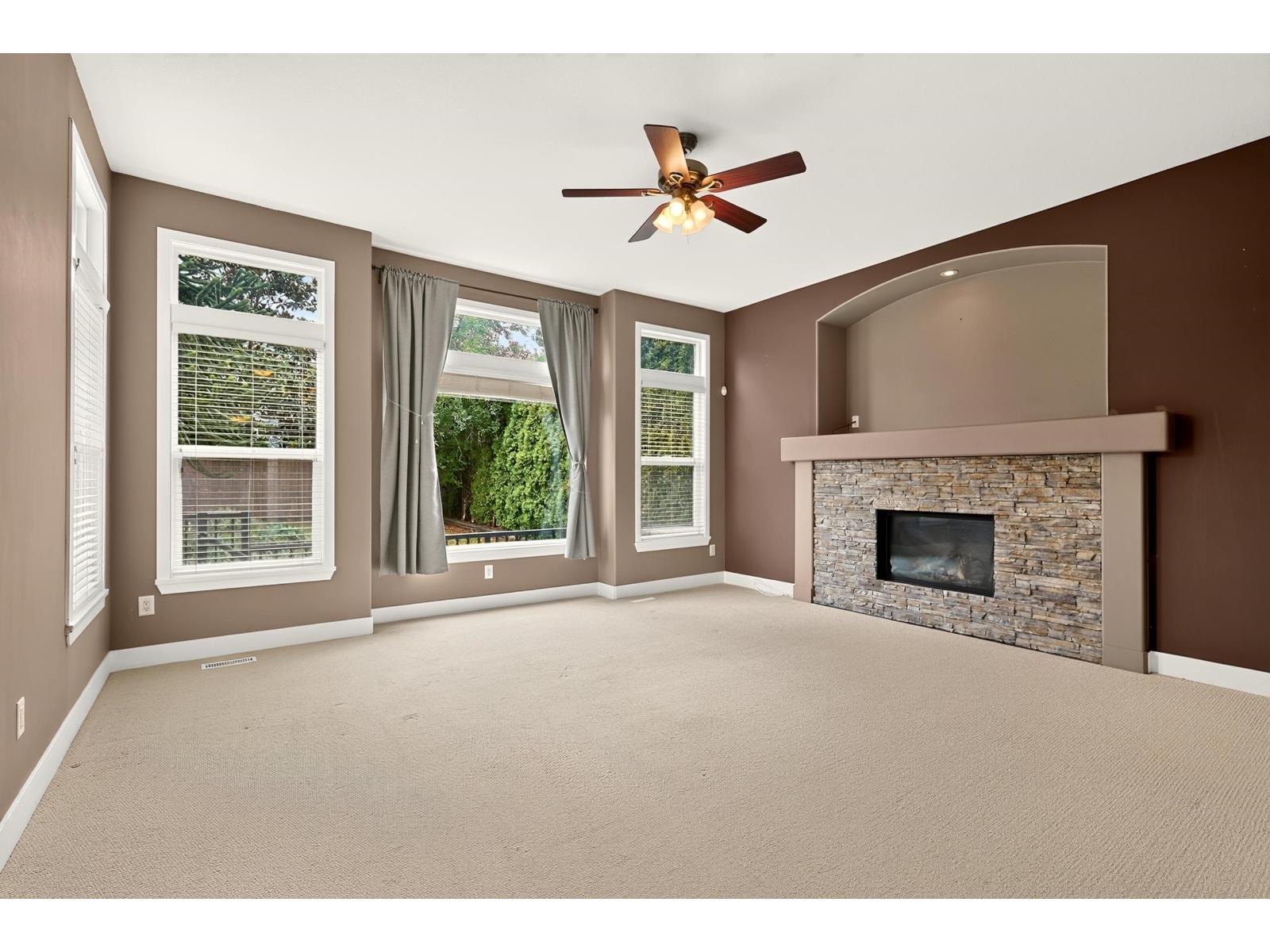 14822 59a Avenue Property Photo 4
