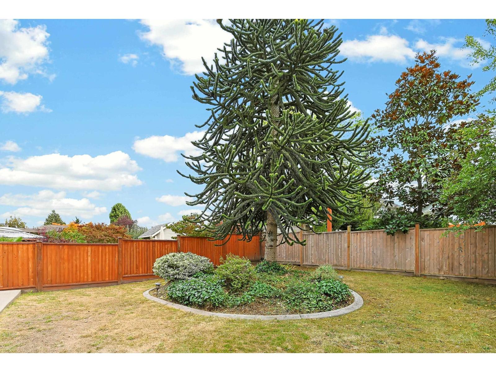 14822 59a Avenue Property Photo 35