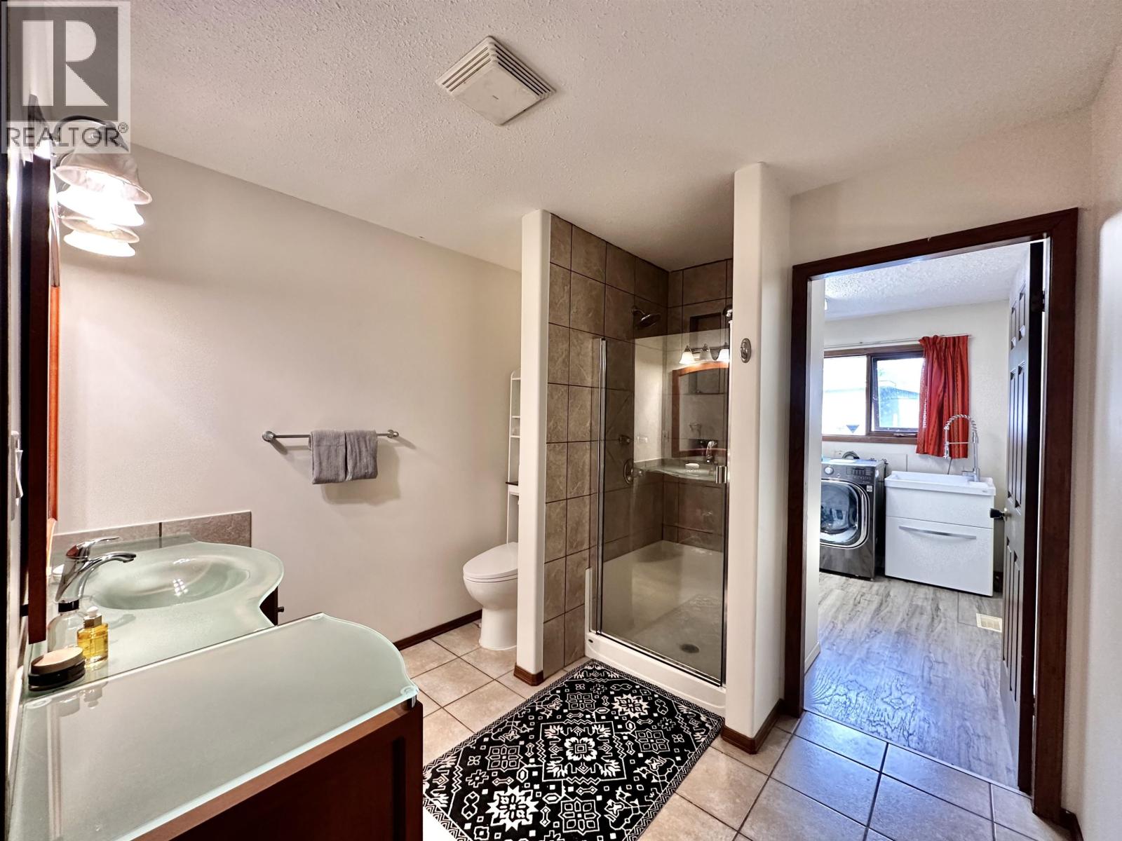 1365 S 5 Highway Property Photo 15