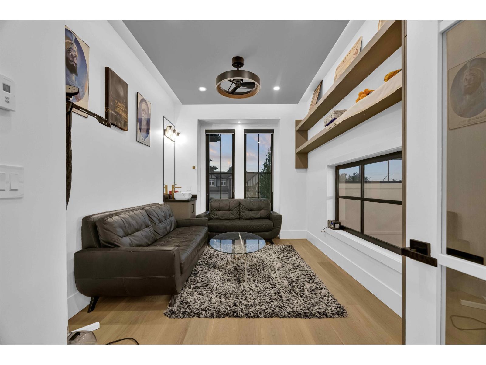 5335 188 Street Property Photo 27