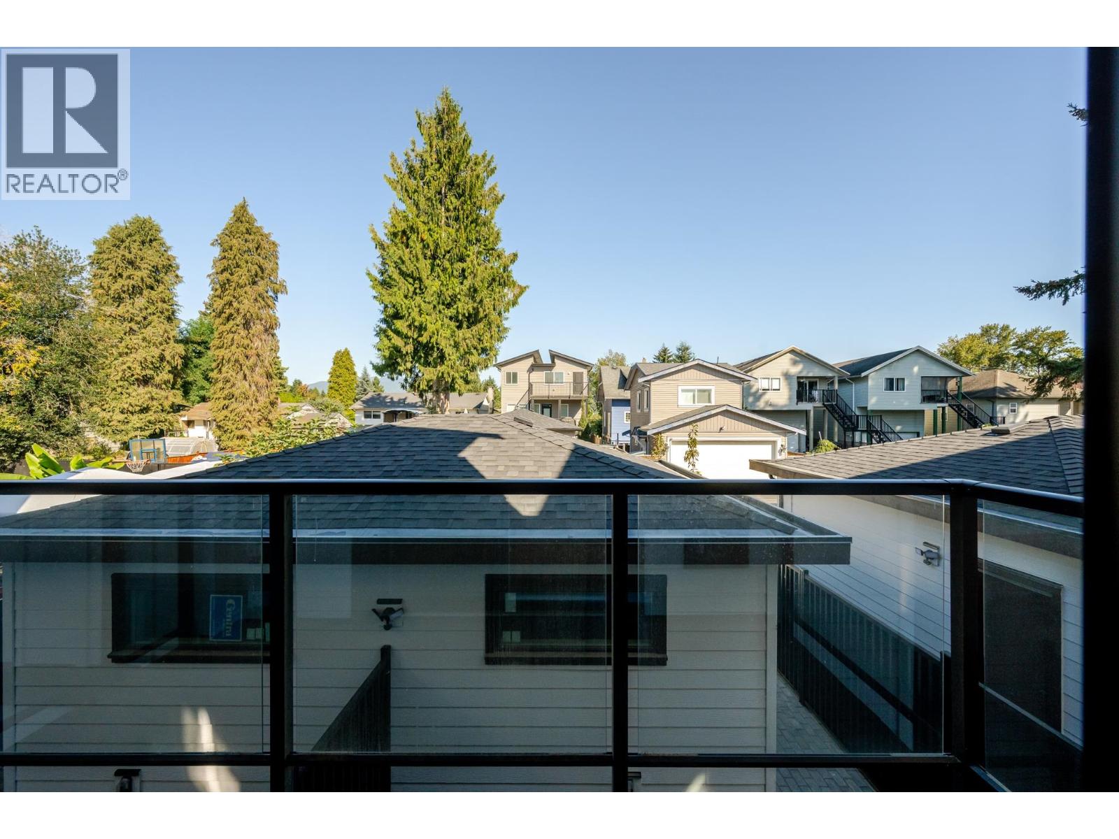 102 1759 Morgan Avenue Property Photo 12