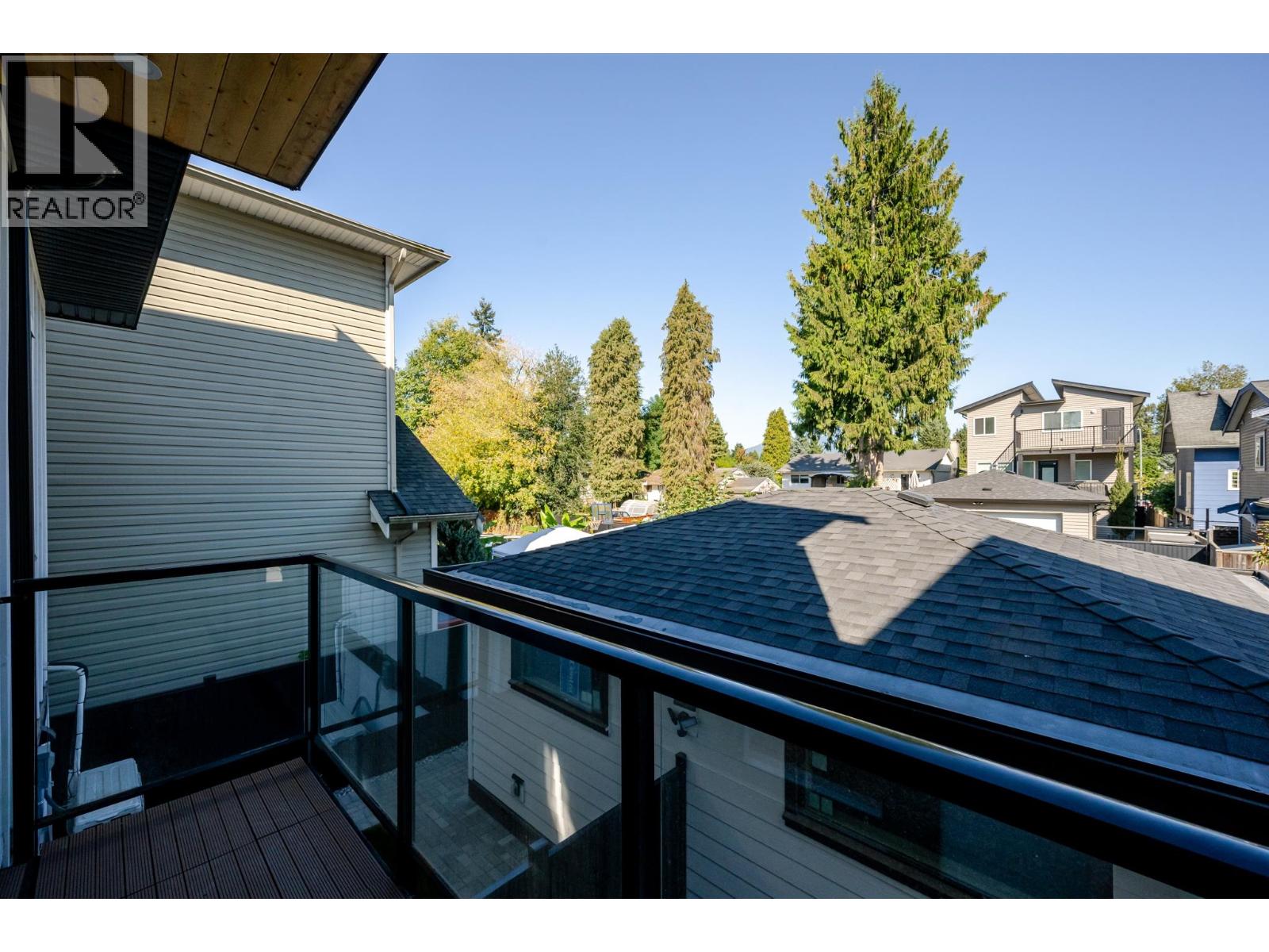 102 1759 Morgan Avenue Property Photo 14