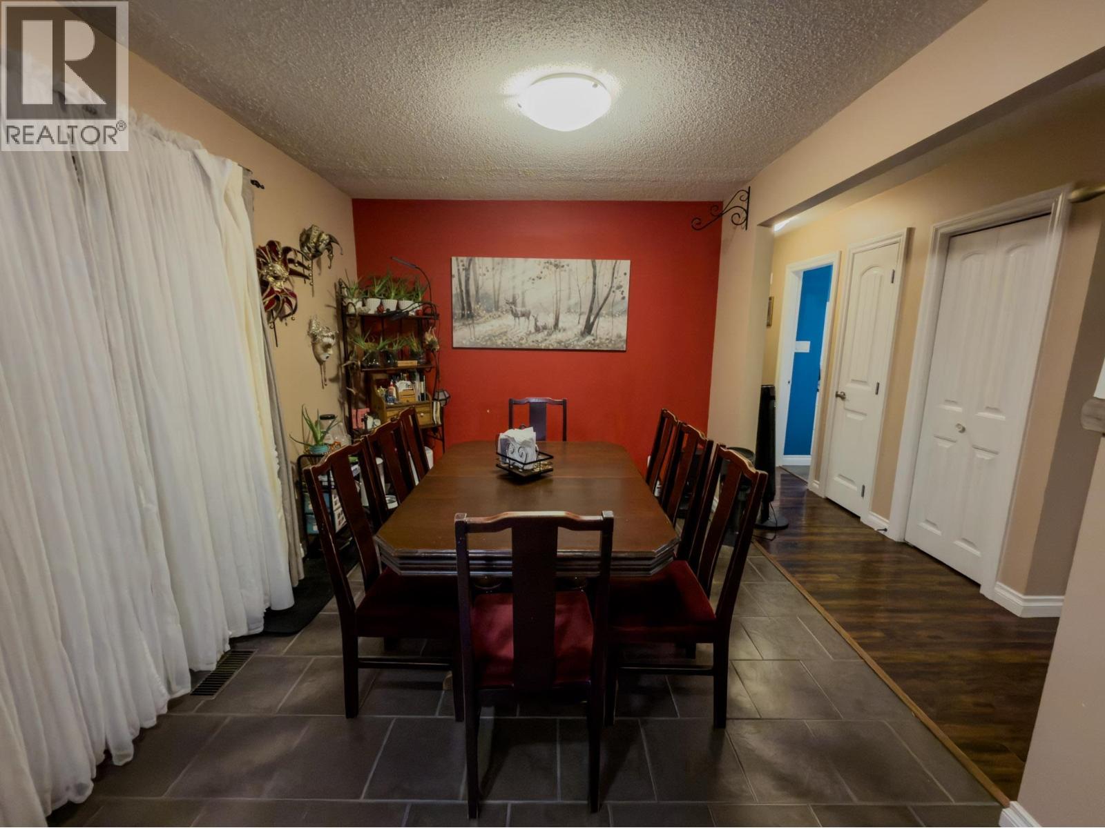 125 Lindsay Street Property Photo 6