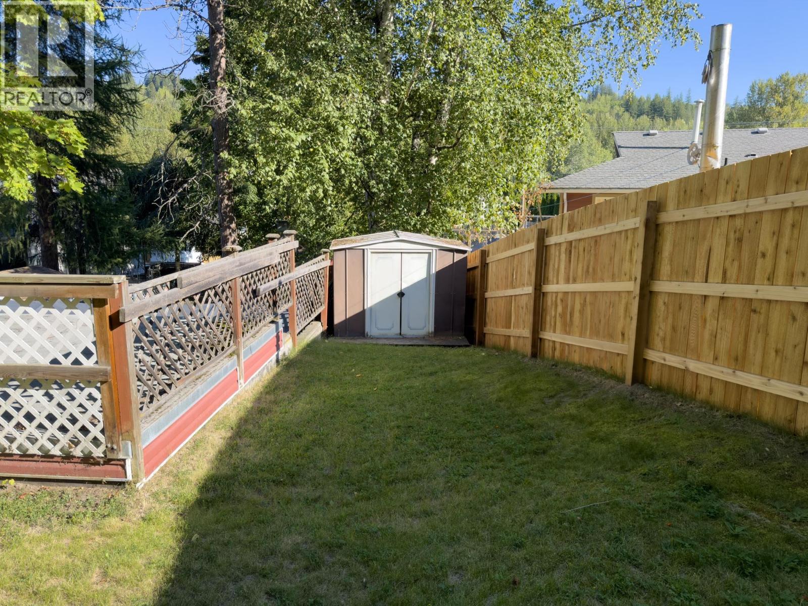 125 Lindsay Street Property Photo 28