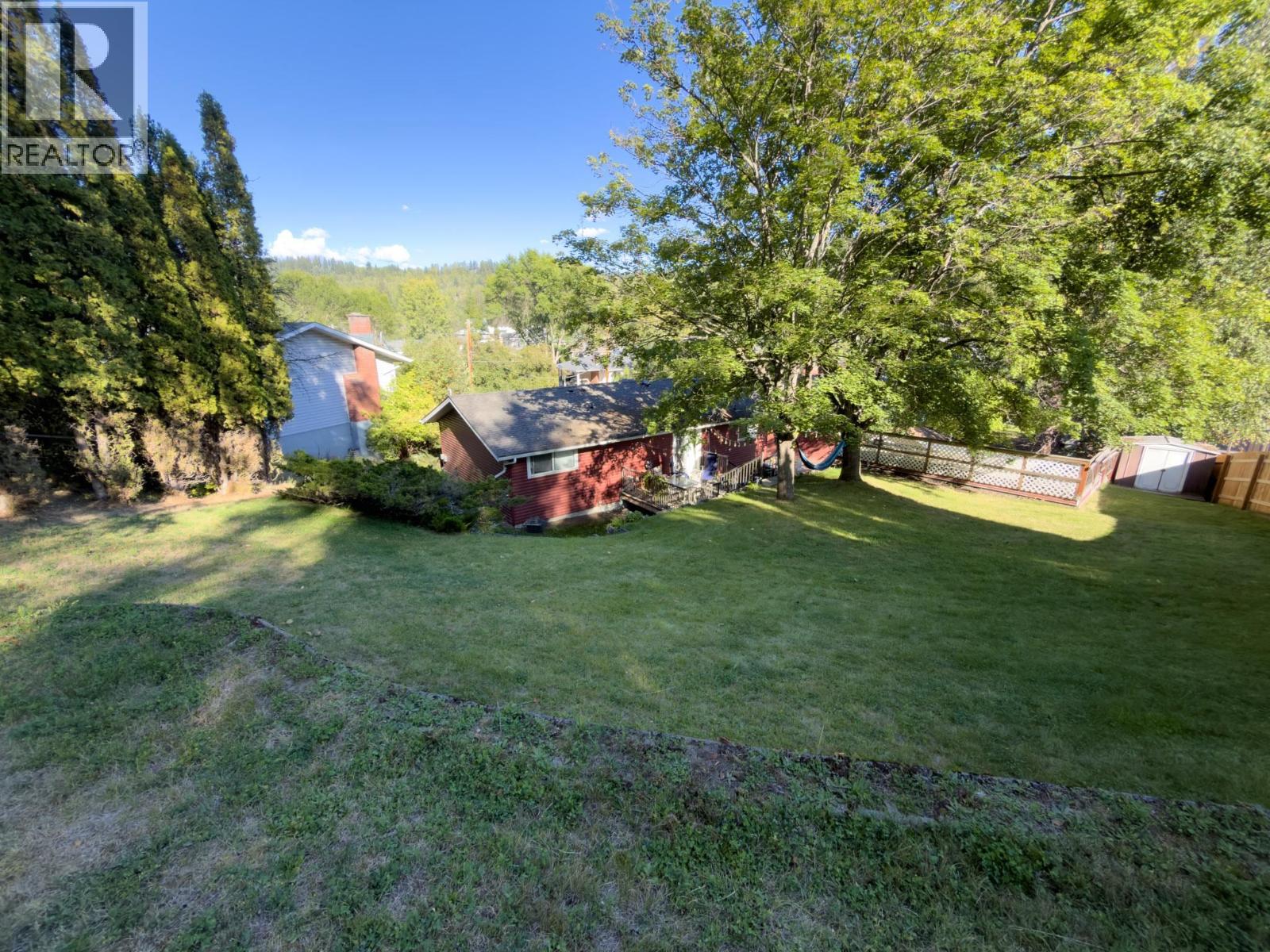 125 Lindsay Street Property Photo 32