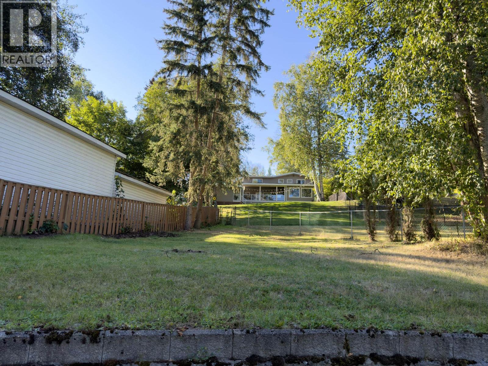 125 Lindsay Street Property Photo 34