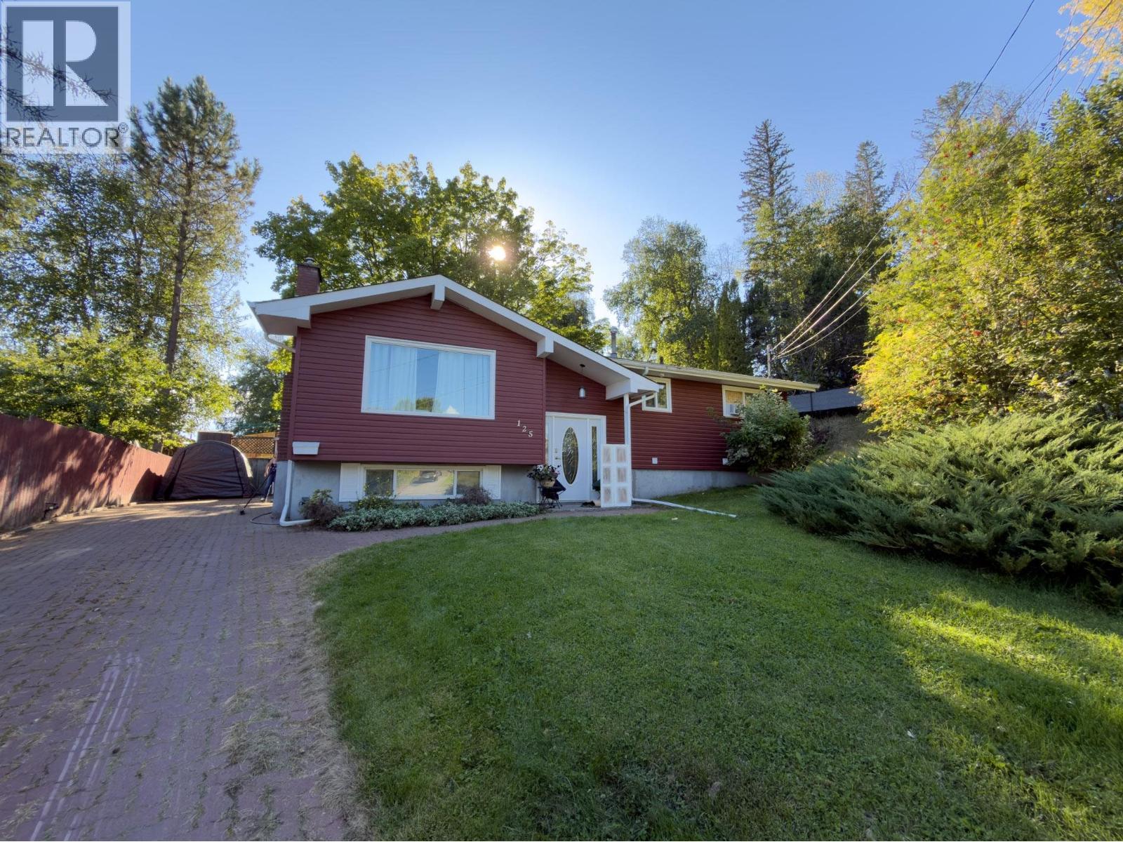 125 Lindsay Street Property Photo 36