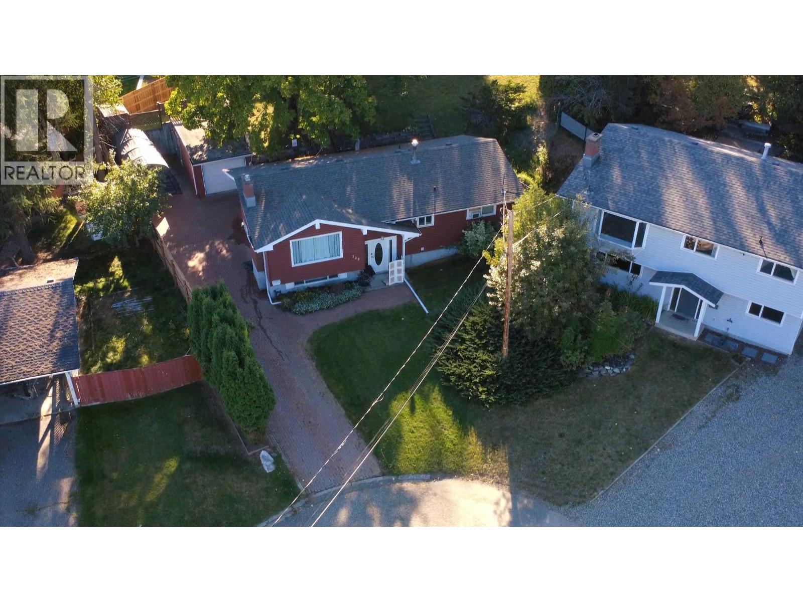125 Lindsay Street Property Photo 38