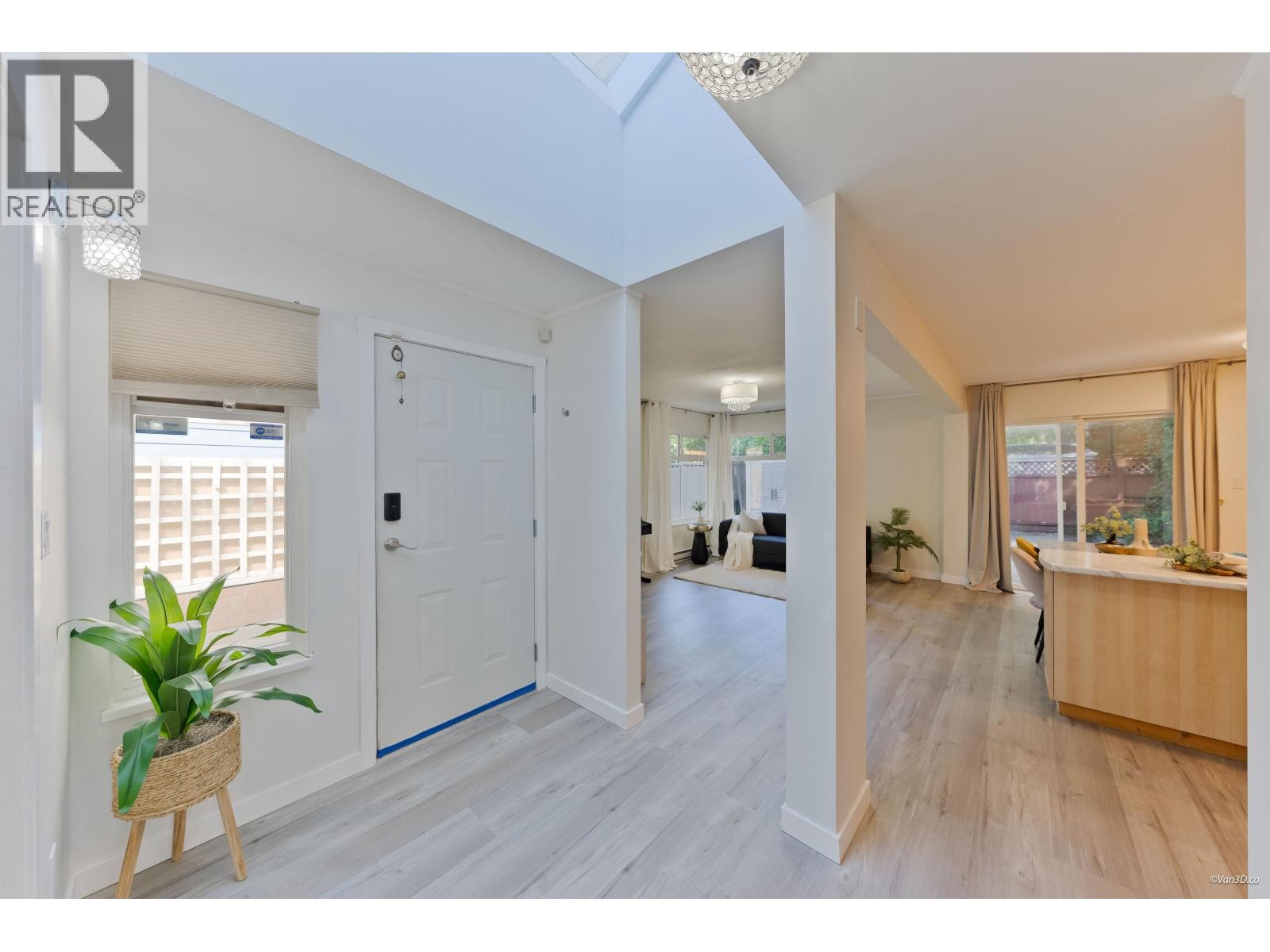 2512 Burian Drive Property Photo 2