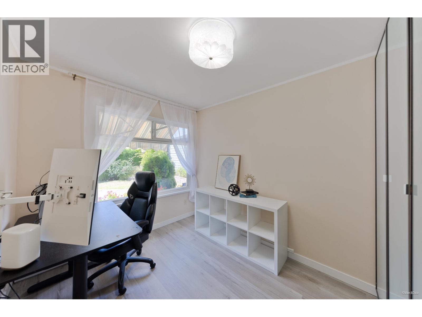 2512 Burian Drive Property Photo 11