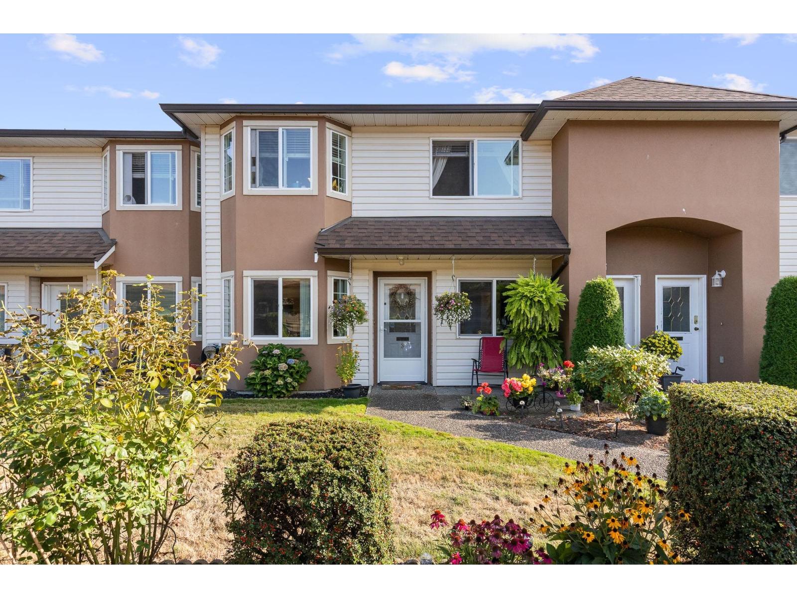 46350 Cessna Drive #3 Property Photo 1