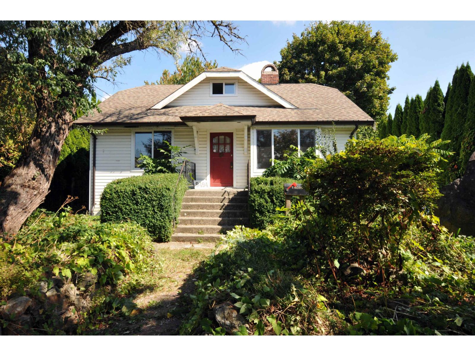 9494 HAZEL Street Property Photo 1