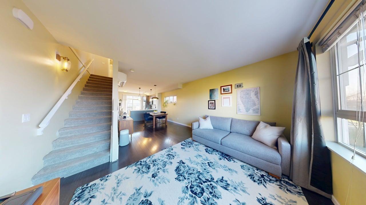 70 19505 68a Avenue Property Photo 10