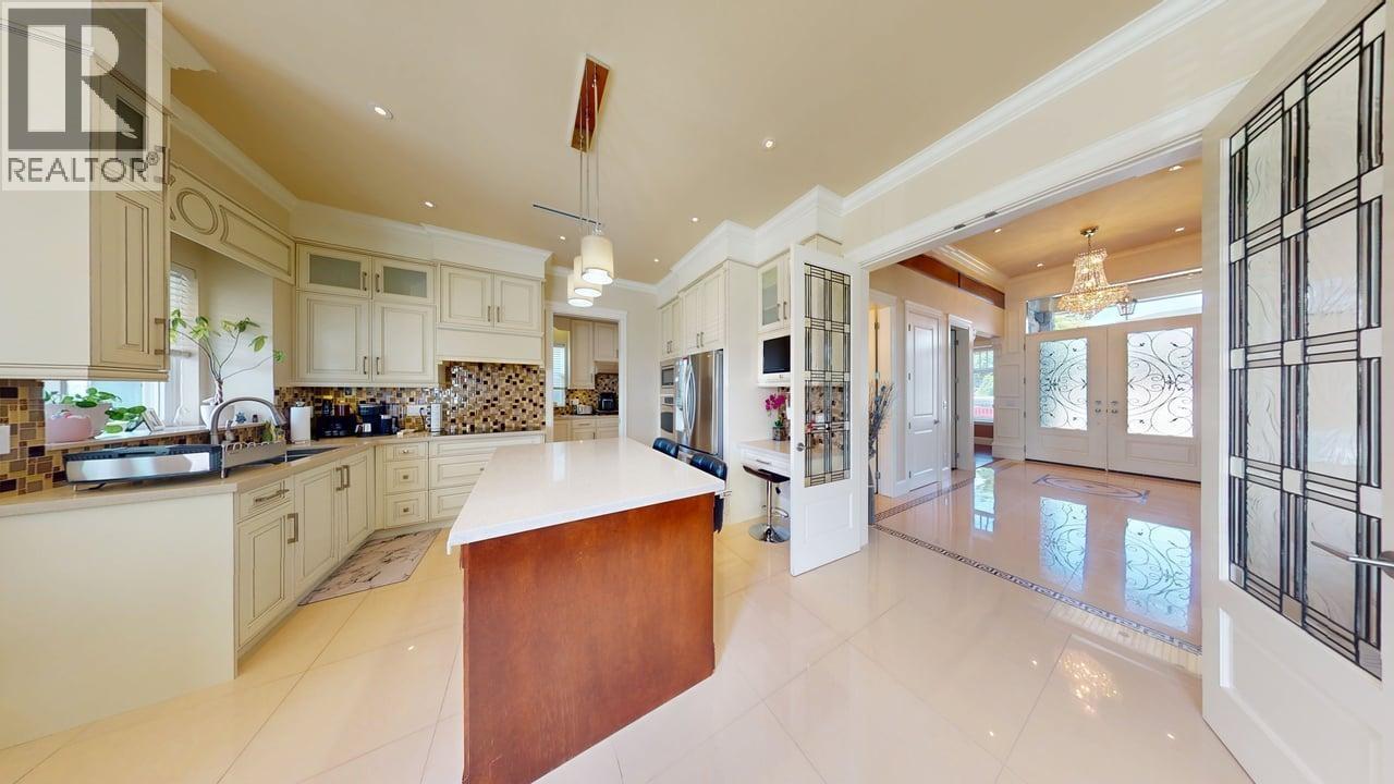 1010 Edinburgh Street Property Photo 12